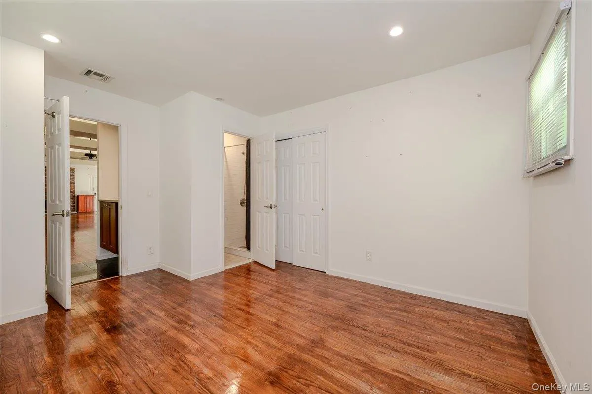 53 Ehrhardt Way, Islip, NY, 3 Bedrooms Bedrooms, 7 Rooms Rooms,3 BathroomsBathrooms,Residential,For Rent,Ehrhardt,0,1010162 53 Ehrhardt Way, Islip, NY, 3 Bedrooms Bedrooms, 7 Rooms Rooms,3 BathroomsBathrooms,Residential,For Rent,Ehrhardt,0,1010162
