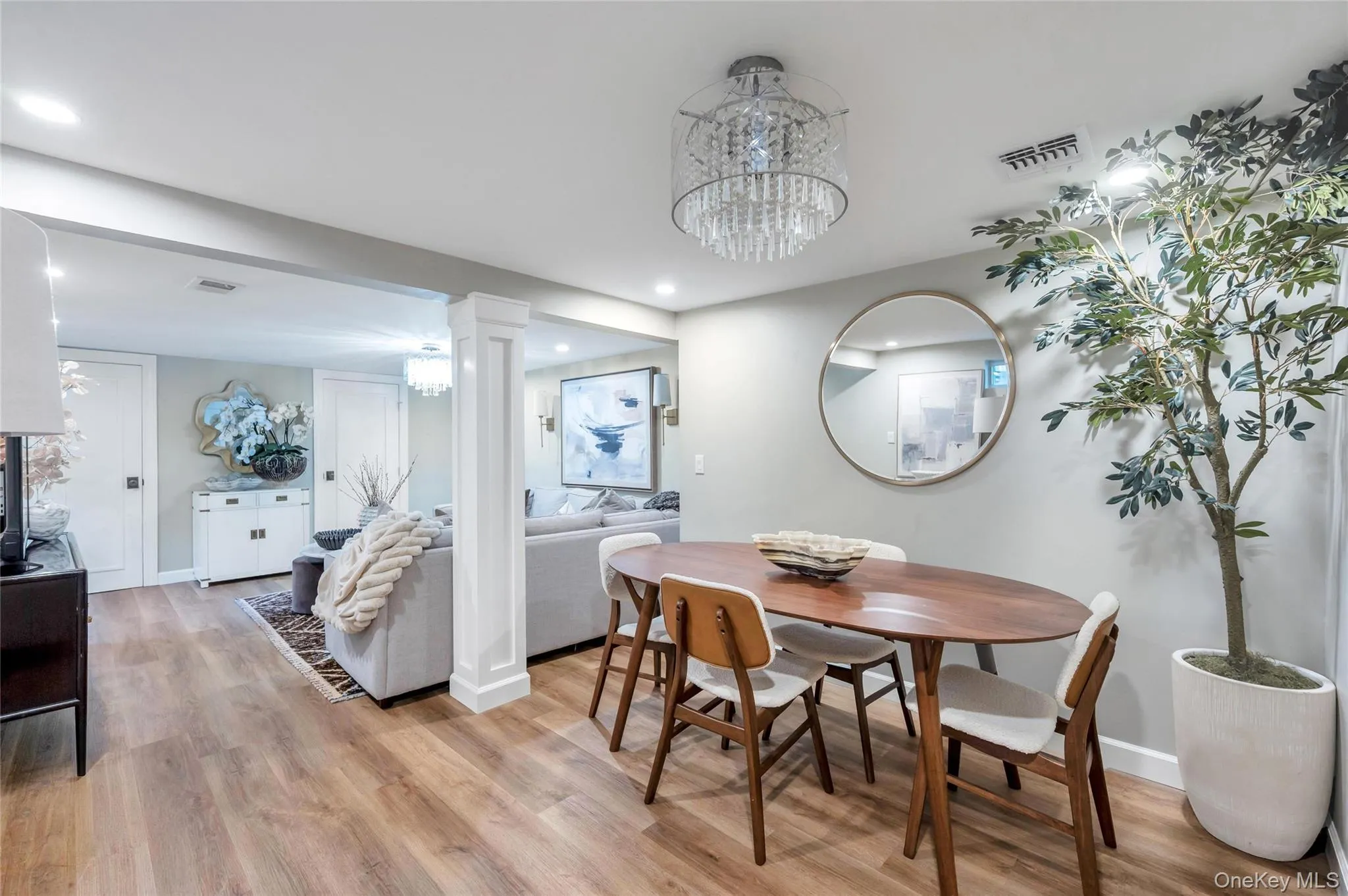109 Shirley Court, Smithtown, NY, 3 Bedrooms Bedrooms, 10 Rooms Rooms,4 BathroomsBathrooms,Residential,For Rent,Shirley,0,KEY1010163 109 Shirley Court, Smithtown, NY, 3 Bedrooms Bedrooms, 10 Rooms Rooms,4 BathroomsBathrooms,Residential,For Rent,Shirley,0,KEY1010163