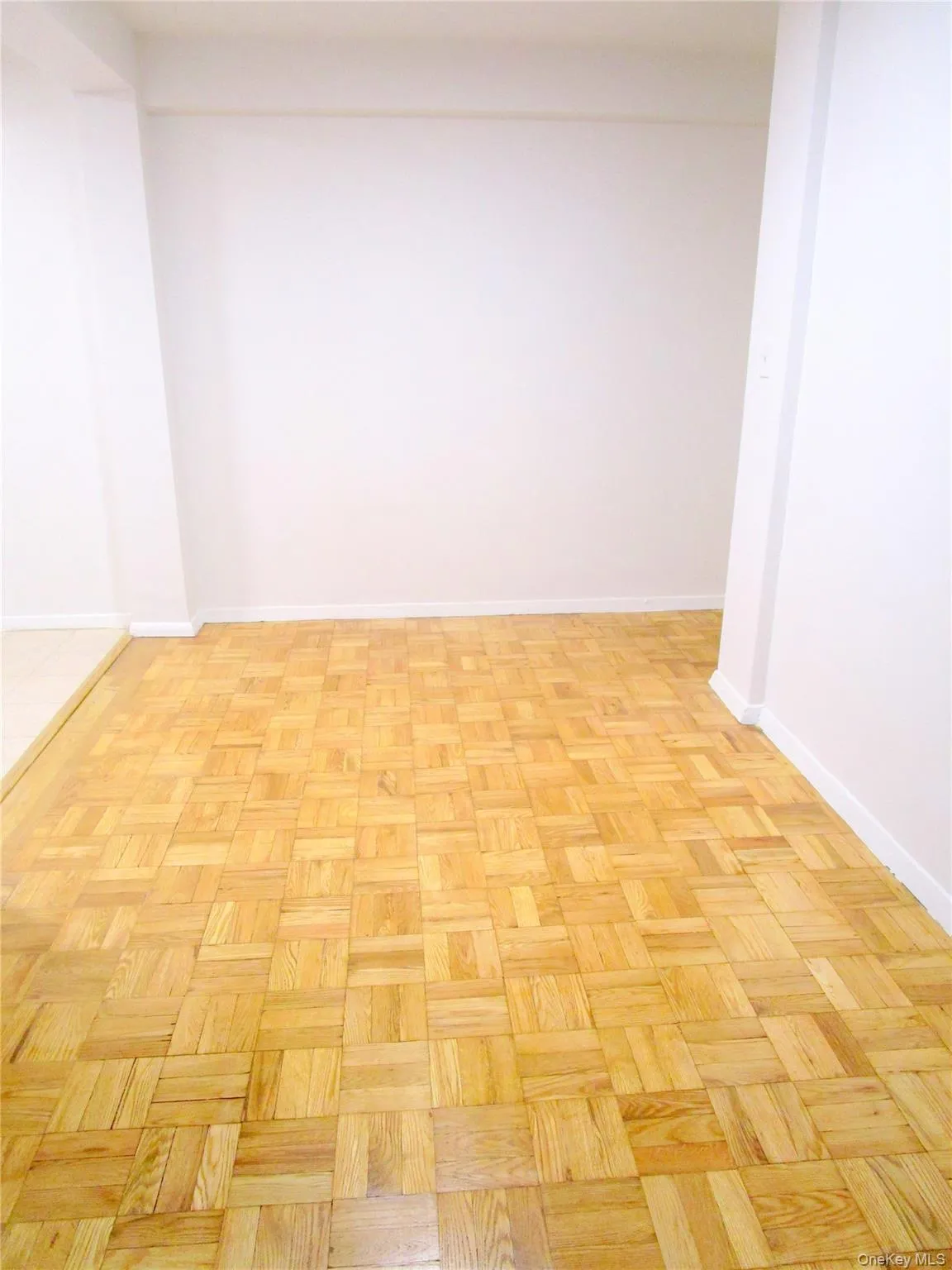 4315 Webster Avenue, New York, NY, 1 Bedroom Bedrooms, 3 Rooms Rooms,1 BathroomBathrooms,Residential,For Rent,Webster,0,1010166 4315 Webster Avenue, New York, NY, 1 Bedroom Bedrooms, 3 Rooms Rooms,1 BathroomBathrooms,Residential,For Rent,Webster,0,1010166