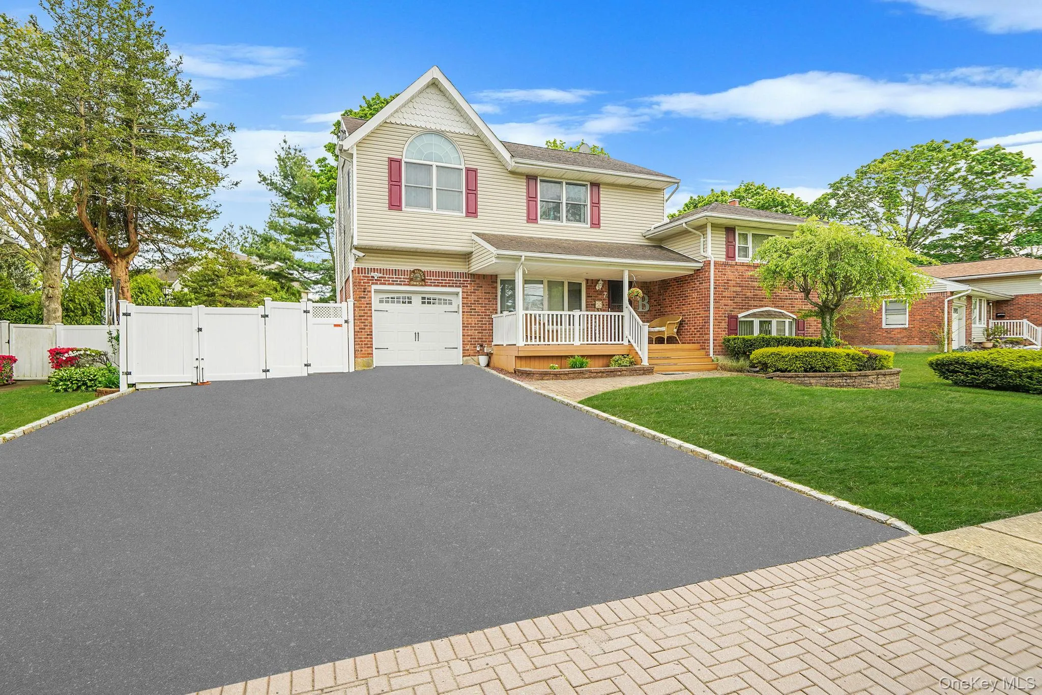 7 Elmwood Road, Babylon, NY, 5 Bedrooms Bedrooms, 10 Rooms Rooms,2 BathroomsBathrooms,Residential,For Rent,Elmwood,0,1010169 7 Elmwood Road, Babylon, NY, 5 Bedrooms Bedrooms, 10 Rooms Rooms,2 BathroomsBathrooms,Residential,For Rent,Elmwood,0,1010169