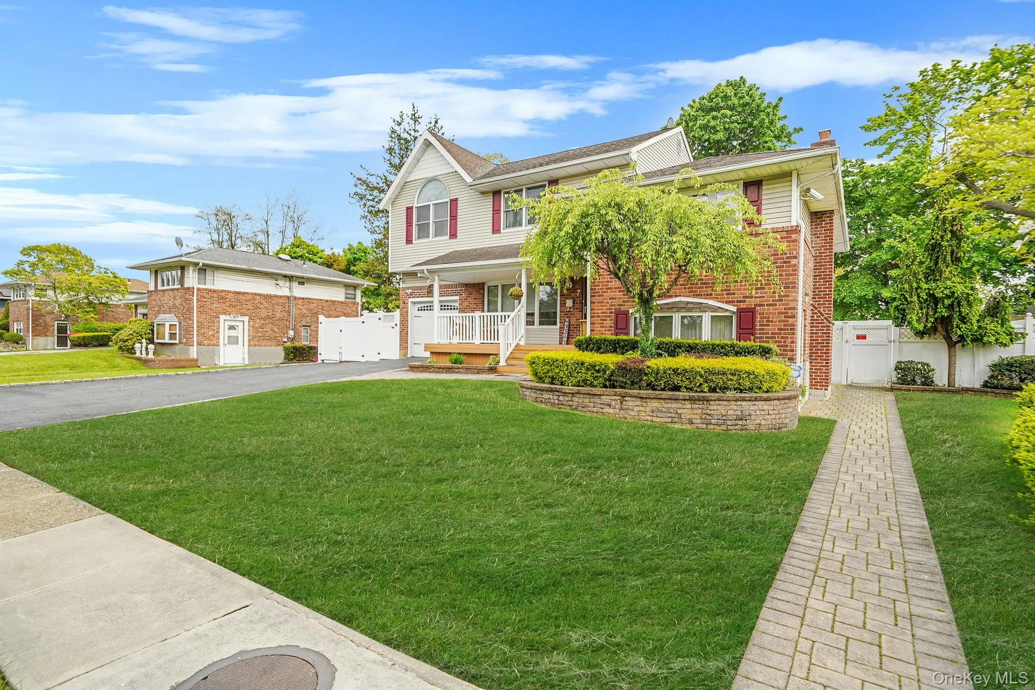 7 Elmwood Road, Babylon, NY, 5 Bedrooms Bedrooms, 10 Rooms Rooms,2 BathroomsBathrooms,Residential,For Rent,Elmwood,0,1010169 7 Elmwood Road, Babylon, NY, 5 Bedrooms Bedrooms, 10 Rooms Rooms,2 BathroomsBathrooms,Residential,For Rent,Elmwood,0,1010169