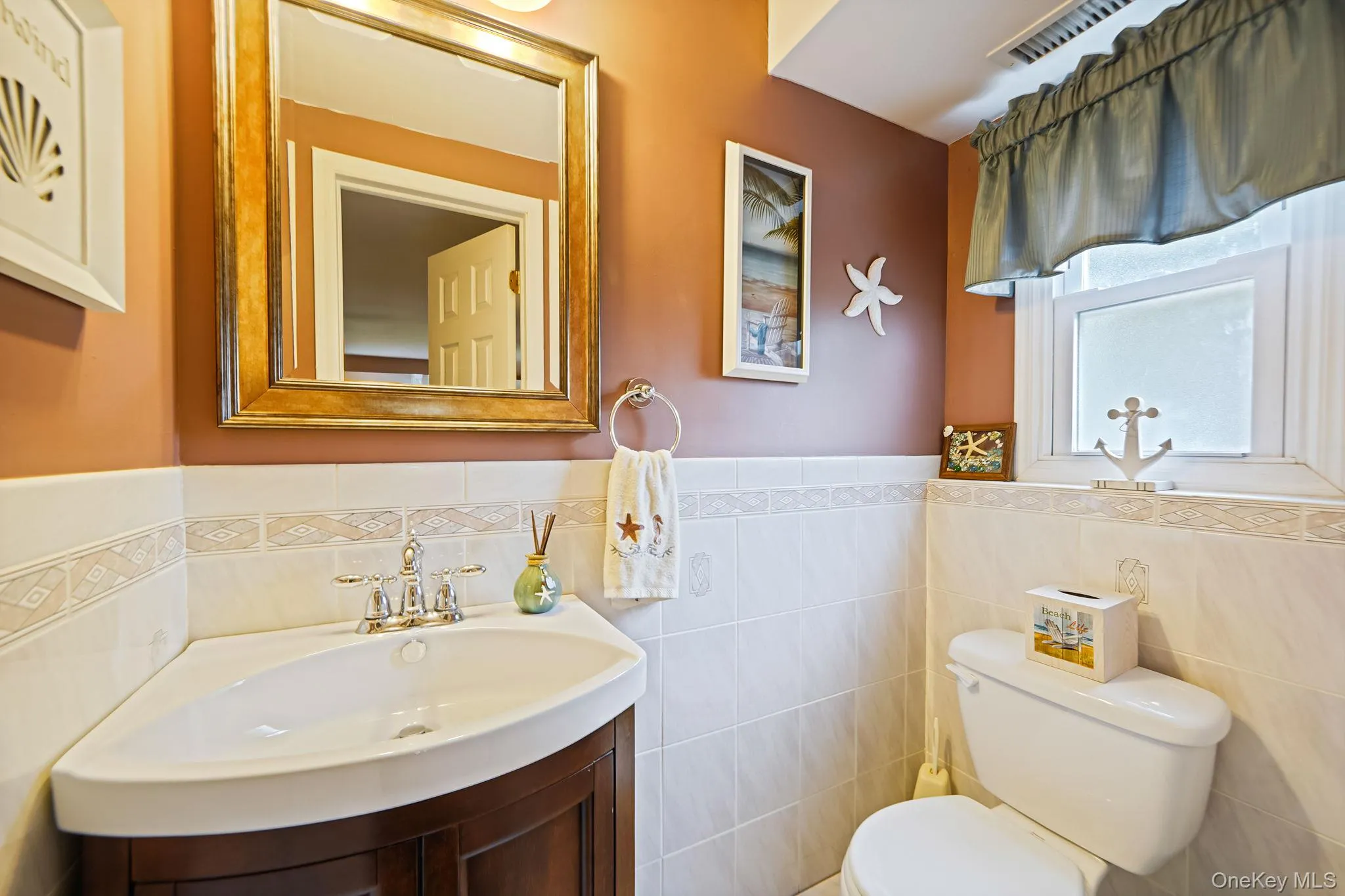 7 Elmwood Road, Babylon, NY, 5 Bedrooms Bedrooms, 10 Rooms Rooms,2 BathroomsBathrooms,Residential,For Rent,Elmwood,0,1010169 7 Elmwood Road, Babylon, NY, 5 Bedrooms Bedrooms, 10 Rooms Rooms,2 BathroomsBathrooms,Residential,For Rent,Elmwood,0,1010169