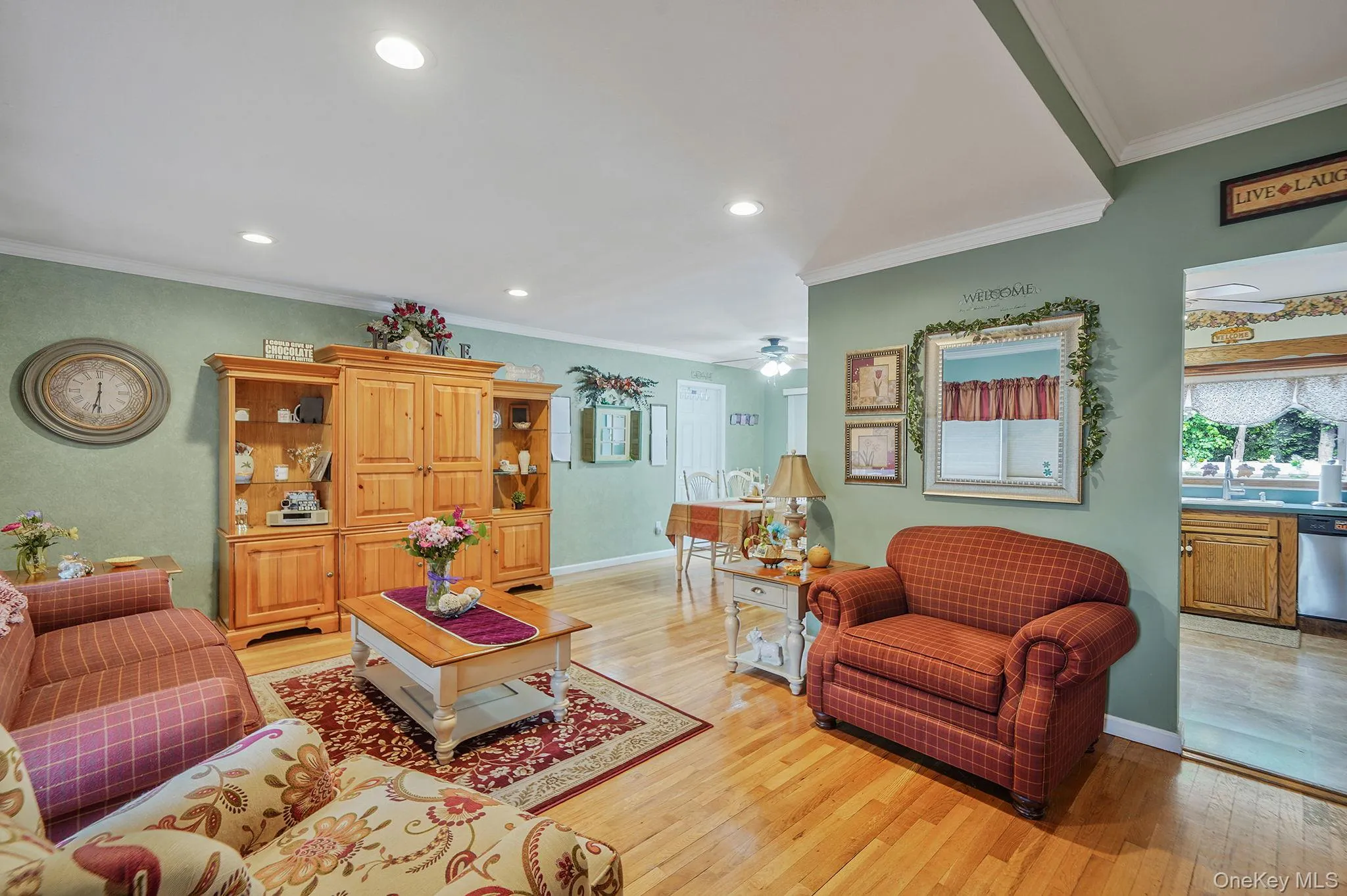 7 Elmwood Road, Babylon, NY, 5 Bedrooms Bedrooms, 10 Rooms Rooms,2 BathroomsBathrooms,Residential,For Rent,Elmwood,0,1010169 7 Elmwood Road, Babylon, NY, 5 Bedrooms Bedrooms, 10 Rooms Rooms,2 BathroomsBathrooms,Residential,For Rent,Elmwood,0,1010169