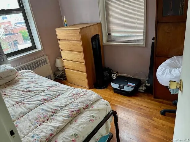 48-21 40th Street, New York, NY, 2 Bedrooms Bedrooms, 5 Rooms Rooms,1 BathroomBathrooms,Residential,For Rent,40th,0,1010174 48-21 40th Street, New York, NY, 2 Bedrooms Bedrooms, 5 Rooms Rooms,1 BathroomBathrooms,Residential,For Rent,40th,0,1010174