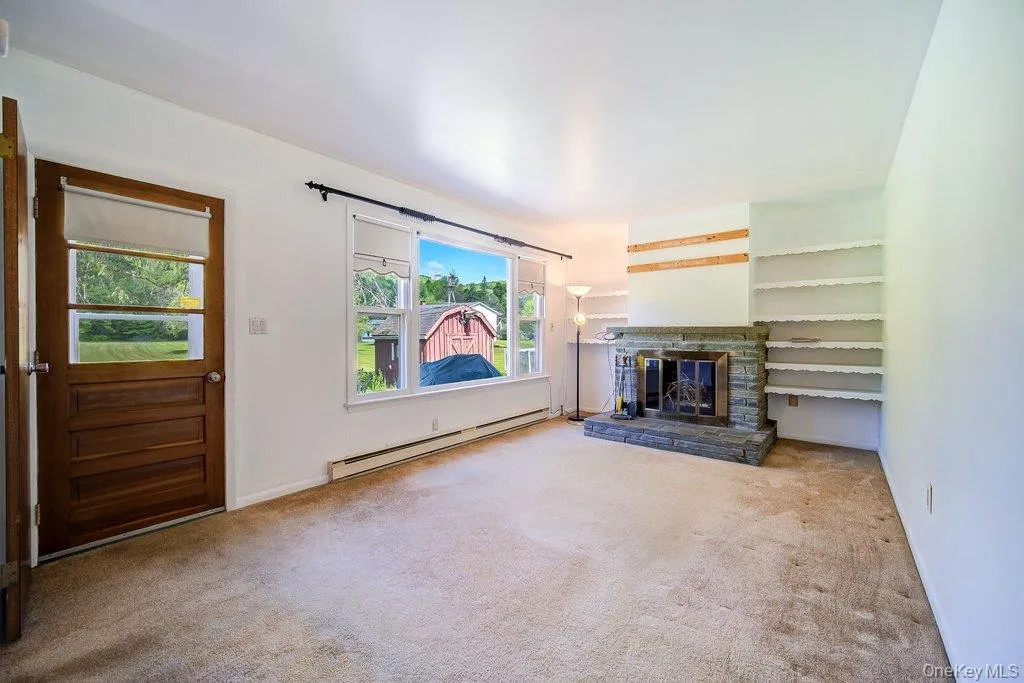 253 Rockland Road, Rockland, NY, 3 Bedrooms Bedrooms, 6 Rooms Rooms,2 BathroomsBathrooms,Residential,For Rent,Rockland,0,1010176 253 Rockland Road, Rockland, NY, 3 Bedrooms Bedrooms, 6 Rooms Rooms,2 BathroomsBathrooms,Residential,For Rent,Rockland,0,1010176
