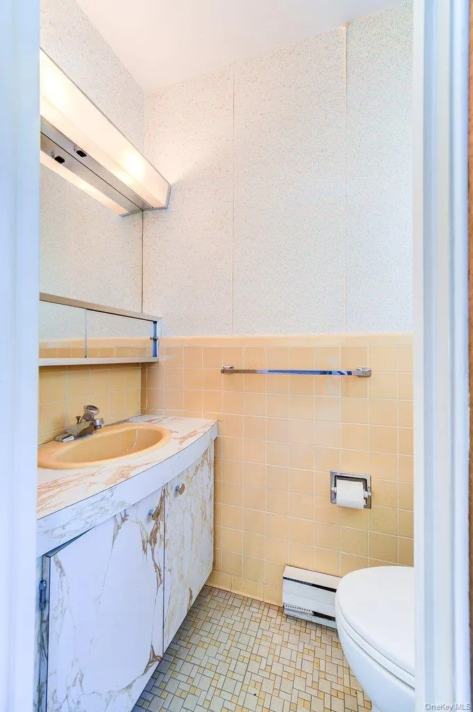 253 Rockland Road, Rockland, NY, 3 Bedrooms Bedrooms, 6 Rooms Rooms,2 BathroomsBathrooms,Residential,For Rent,Rockland,0,1010176 253 Rockland Road, Rockland, NY, 3 Bedrooms Bedrooms, 6 Rooms Rooms,2 BathroomsBathrooms,Residential,For Rent,Rockland,0,1010176
