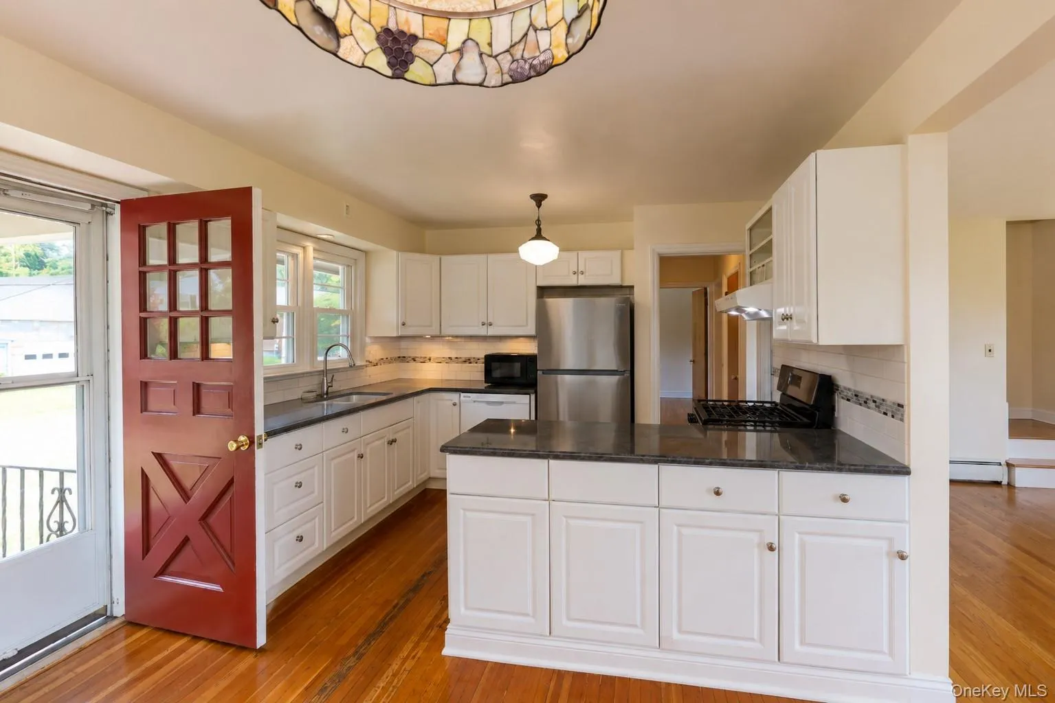 2 Drury Lane, Highlands, NY, 4 Bedrooms Bedrooms, 8 Rooms Rooms,2 BathroomsBathrooms,Residential,For Rent,Drury,0,1010178 2 Drury Lane, Highlands, NY, 4 Bedrooms Bedrooms, 8 Rooms Rooms,2 BathroomsBathrooms,Residential,For Rent,Drury,0,1010178
