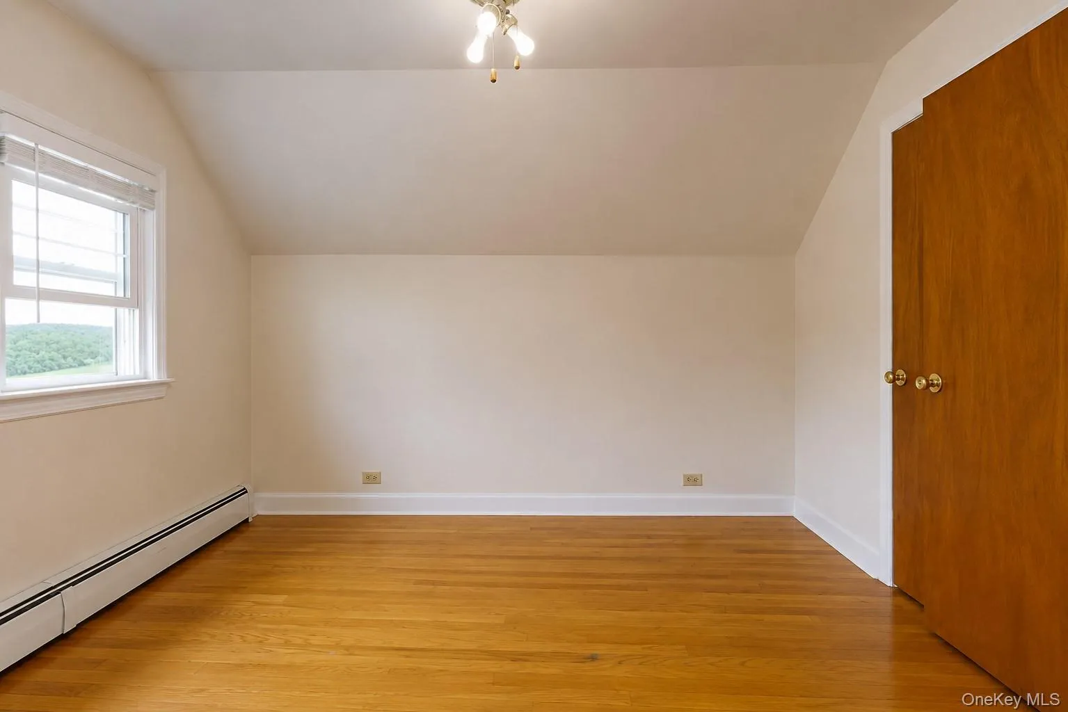 2 Drury Lane, Highlands, NY, 4 Bedrooms Bedrooms, 8 Rooms Rooms,2 BathroomsBathrooms,Residential,For Rent,Drury,0,1010178 2 Drury Lane, Highlands, NY, 4 Bedrooms Bedrooms, 8 Rooms Rooms,2 BathroomsBathrooms,Residential,For Rent,Drury,0,1010178