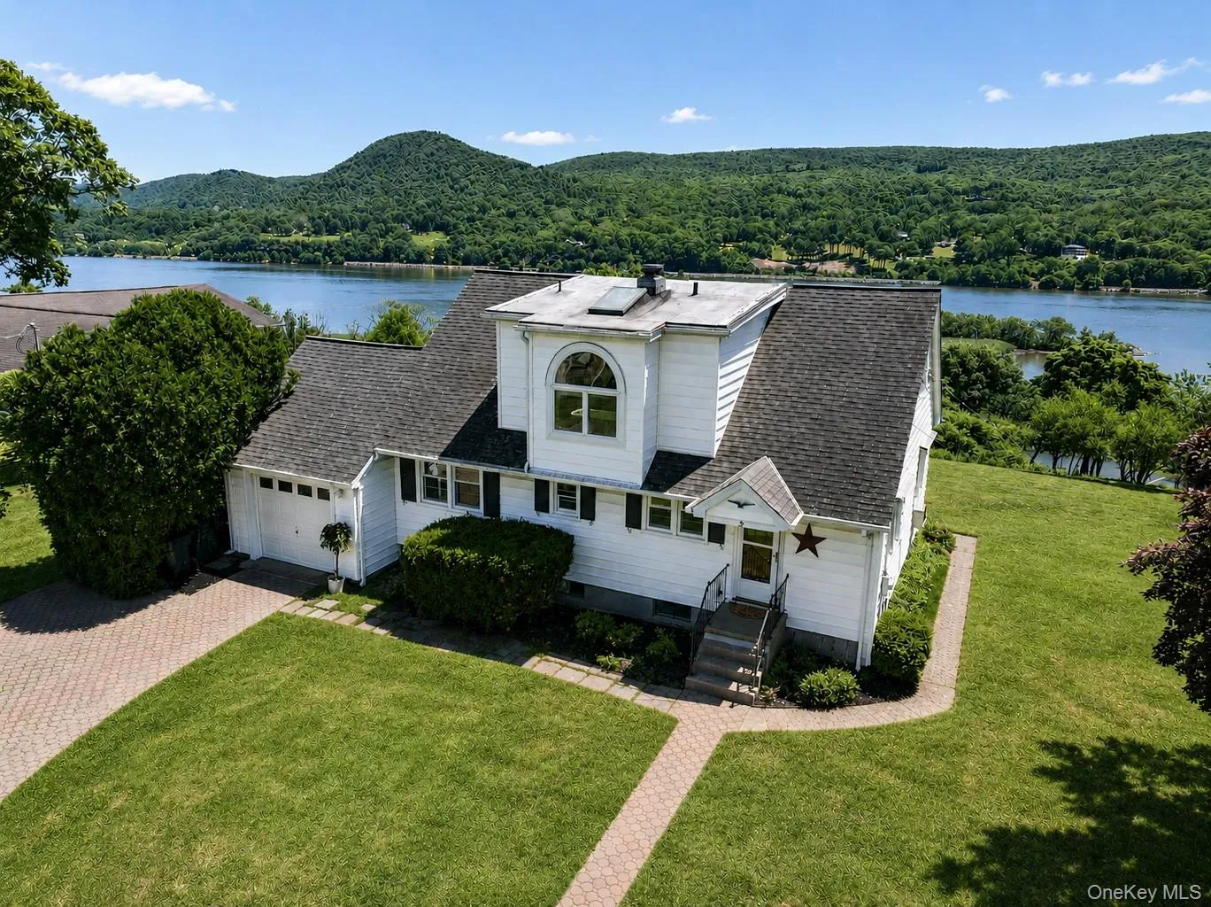2 Drury Lane, Highlands, NY, 4 Bedrooms Bedrooms, 8 Rooms Rooms,2 BathroomsBathrooms,Residential,For Rent,Drury,0,1010178 2 Drury Lane, Highlands, NY, 4 Bedrooms Bedrooms, 8 Rooms Rooms,2 BathroomsBathrooms,Residential,For Rent,Drury,0,1010178
