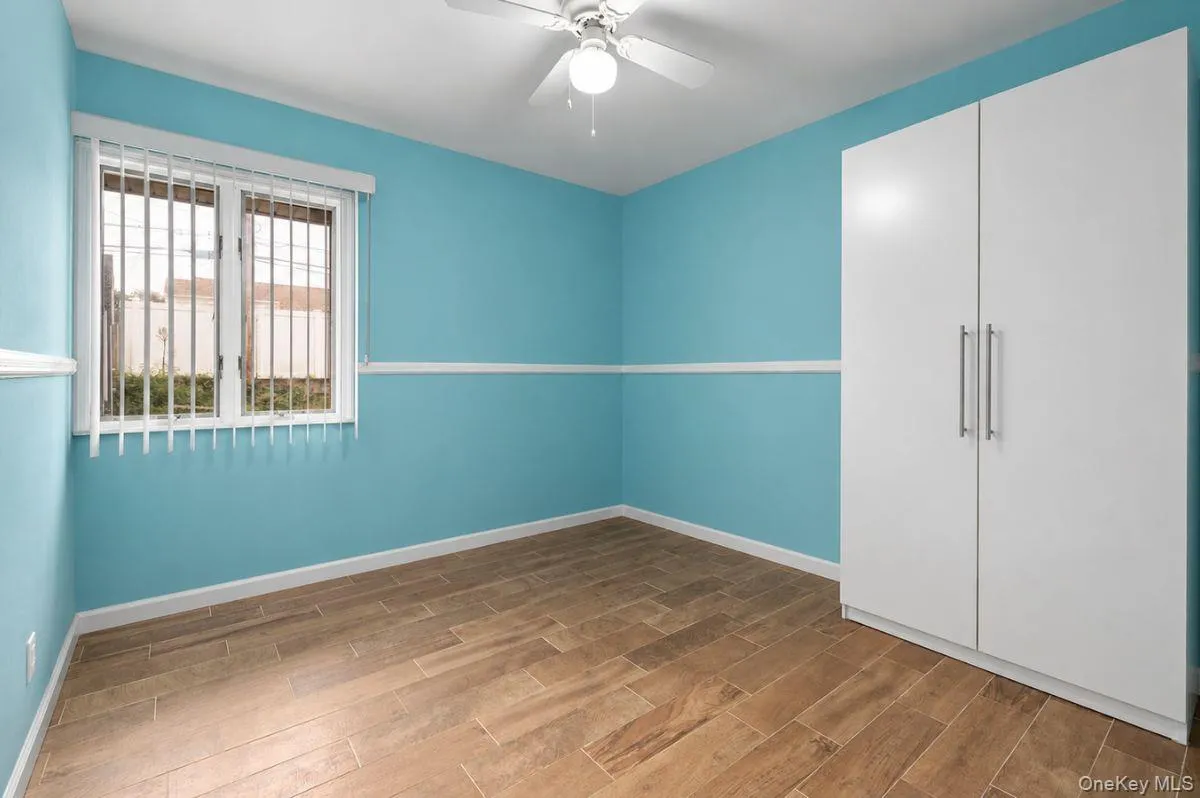 40 Southridge Drive, Glen Cove, NY, 3 Bedrooms Bedrooms, 6 Rooms Rooms,1 BathroomBathrooms,Residential,For Rent,Southridge,0,1010179 40 Southridge Drive, Glen Cove, NY, 3 Bedrooms Bedrooms, 6 Rooms Rooms,1 BathroomBathrooms,Residential,For Rent,Southridge,0,1010179