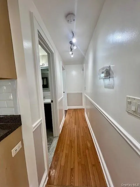 Hall with HWF and Trim Hall with HWF and Trim
