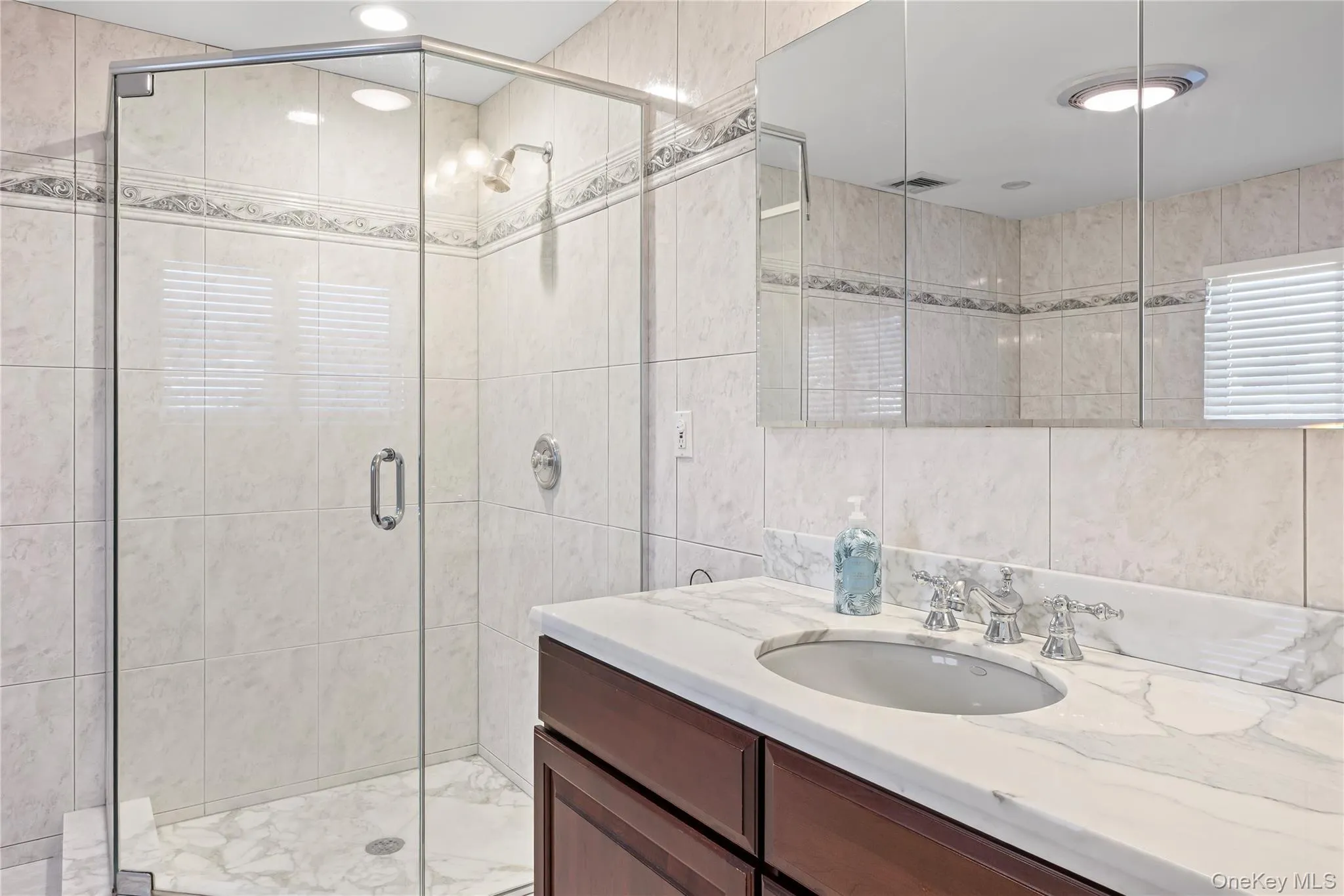 170 Mc Kinley Avenue, Hempstead, NY, 3 Bedrooms Bedrooms, 7 Rooms Rooms,3 BathroomsBathrooms,Residential,For Rent,Mc Kinley,0,1010187 170 Mc Kinley Avenue, Hempstead, NY, 3 Bedrooms Bedrooms, 7 Rooms Rooms,3 BathroomsBathrooms,Residential,For Rent,Mc Kinley,0,1010187