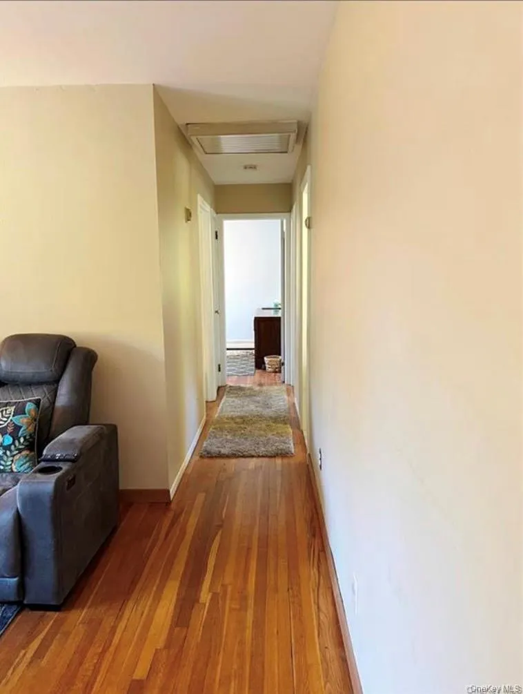 18 Tiger Road, East Fishkill, NY, 3 Bedrooms Bedrooms, 5 Rooms Rooms,1 BathroomBathrooms,Residential,For Rent,Tiger,0,1010193 18 Tiger Road, East Fishkill, NY, 3 Bedrooms Bedrooms, 5 Rooms Rooms,1 BathroomBathrooms,Residential,For Rent,Tiger,0,1010193
