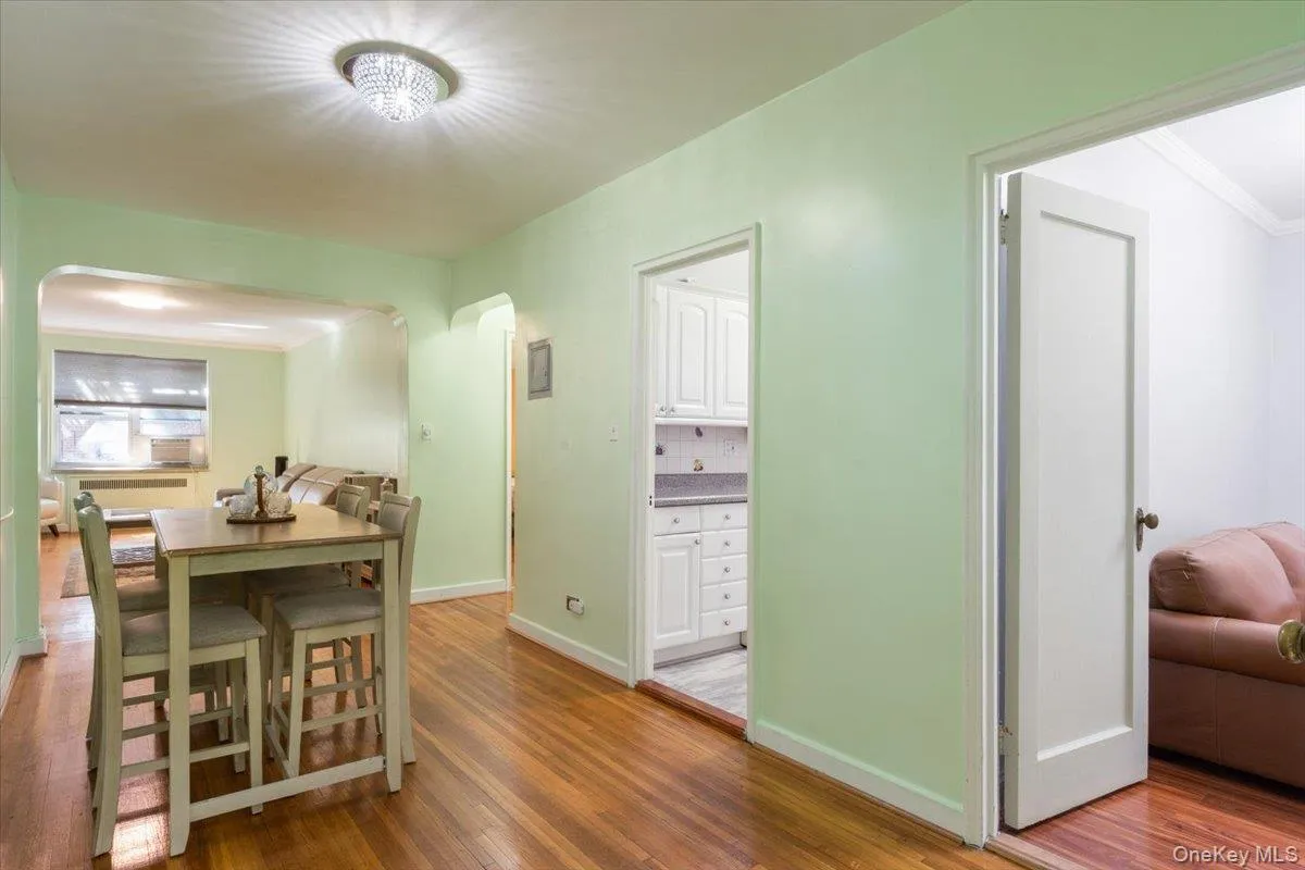 99-45 67th Road, New York, NY, 2 Bedrooms Bedrooms, 5 Rooms Rooms,1 BathroomBathrooms,Residential,For Rent,67th,0,1010194 99-45 67th Road, New York, NY, 2 Bedrooms Bedrooms, 5 Rooms Rooms,1 BathroomBathrooms,Residential,For Rent,67th,0,1010194