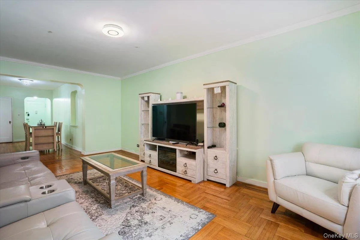 99-45 67th Road, New York, NY, 2 Bedrooms Bedrooms, 5 Rooms Rooms,1 BathroomBathrooms,Residential,For Rent,67th,0,1010194 99-45 67th Road, New York, NY, 2 Bedrooms Bedrooms, 5 Rooms Rooms,1 BathroomBathrooms,Residential,For Rent,67th,0,1010194