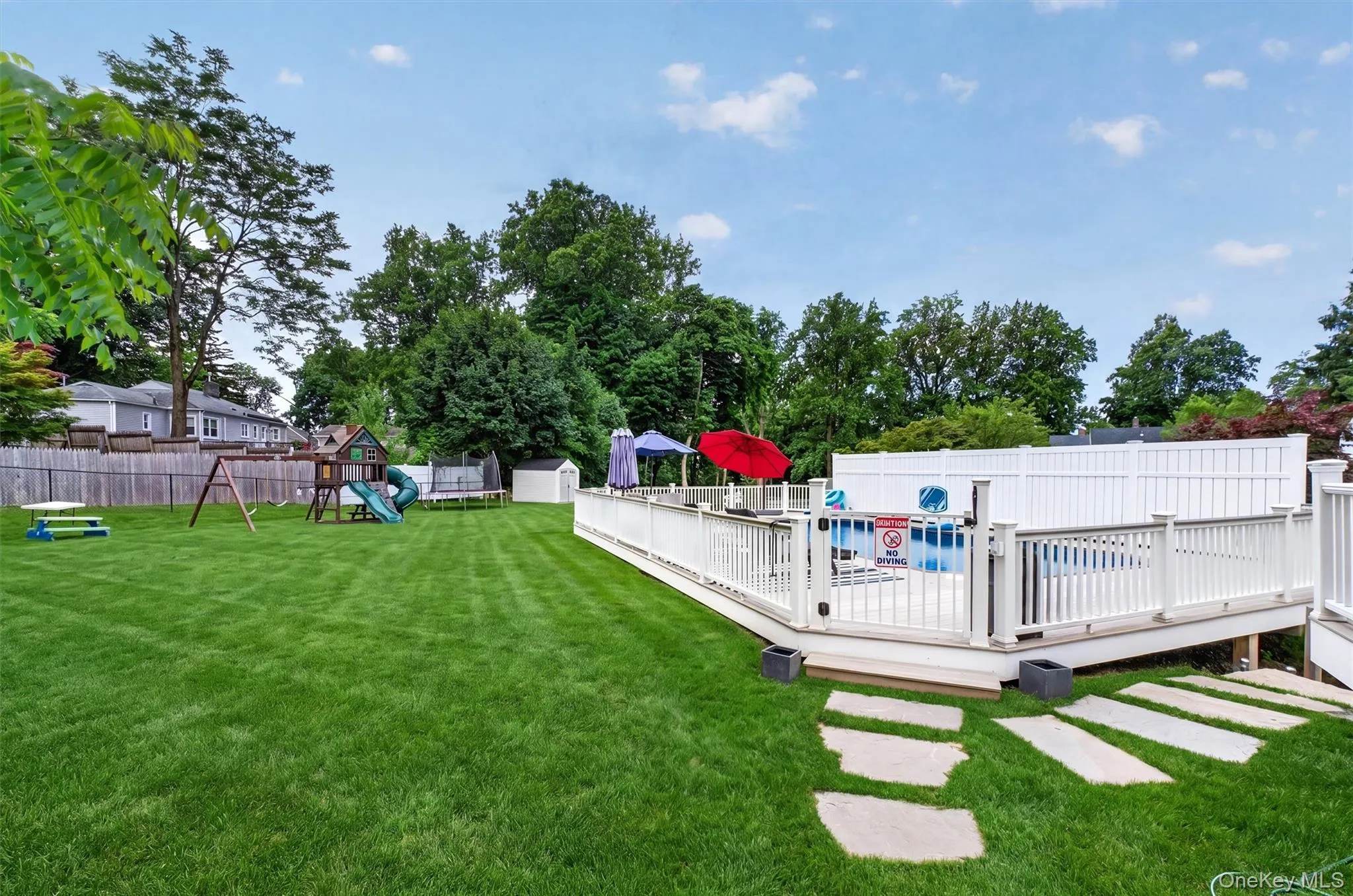 193 Catherine Street, Cortlandt, NY, 3 Bedrooms Bedrooms, 7 Rooms Rooms,2 BathroomsBathrooms,Residential,For Rent,Catherine,0,1010195 193 Catherine Street, Cortlandt, NY, 3 Bedrooms Bedrooms, 7 Rooms Rooms,2 BathroomsBathrooms,Residential,For Rent,Catherine,0,1010195