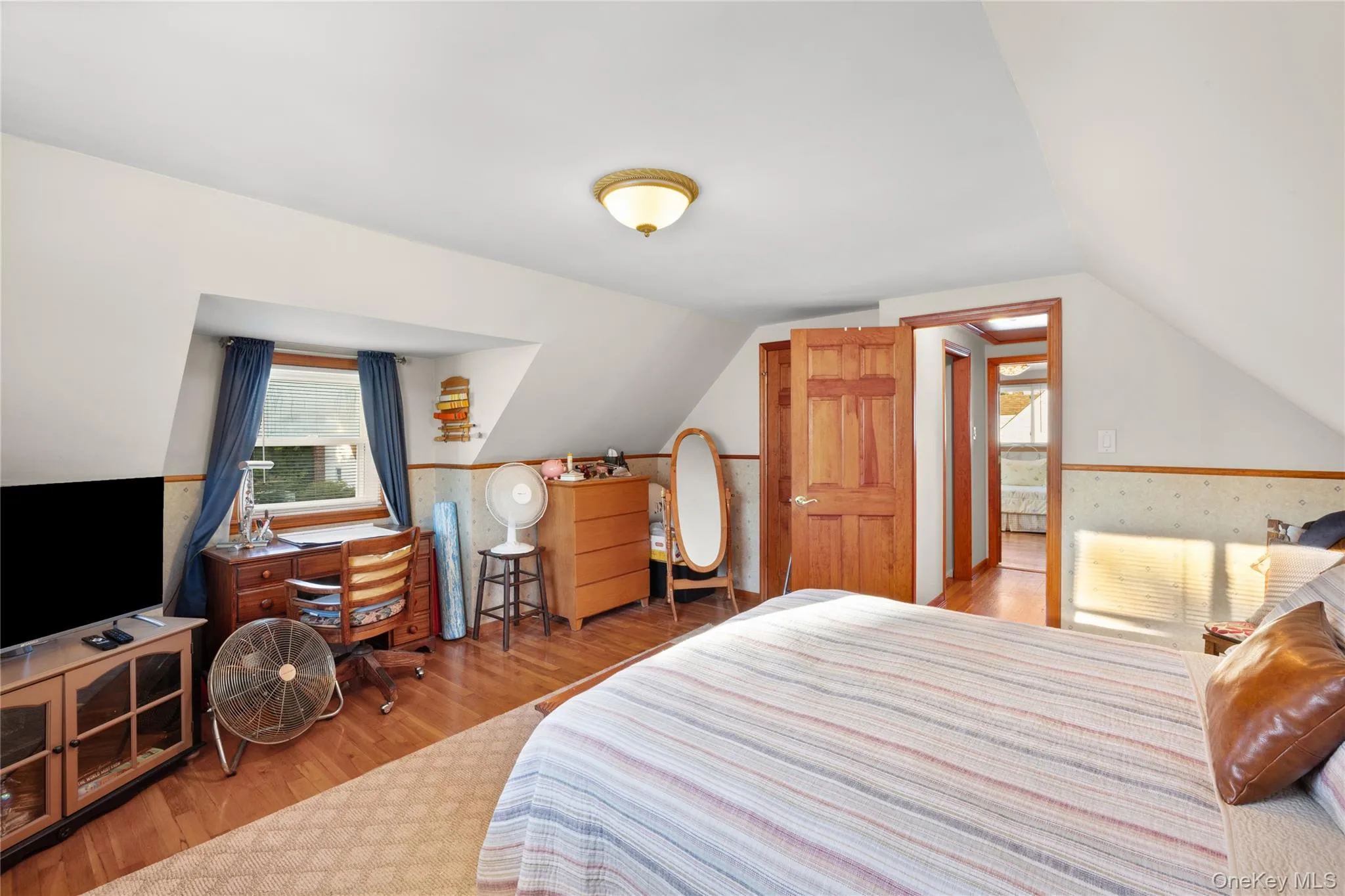 162 Elm Street, Oyster Bay, NY, 4 Bedrooms Bedrooms, 7 Rooms Rooms,3 BathroomsBathrooms,Residential,For Rent,Elm,0,1010208 162 Elm Street, Oyster Bay, NY, 4 Bedrooms Bedrooms, 7 Rooms Rooms,3 BathroomsBathrooms,Residential,For Rent,Elm,0,1010208