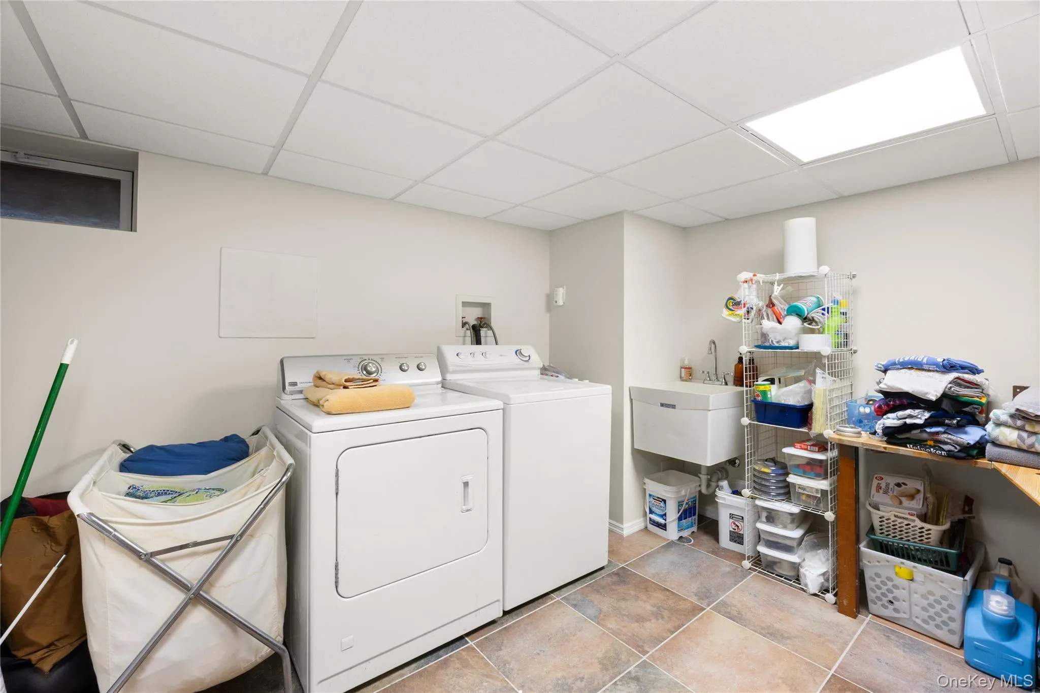 162 Elm Street, Oyster Bay, NY, 4 Bedrooms Bedrooms, 7 Rooms Rooms,3 BathroomsBathrooms,Residential,For Rent,Elm,0,1010208 162 Elm Street, Oyster Bay, NY, 4 Bedrooms Bedrooms, 7 Rooms Rooms,3 BathroomsBathrooms,Residential,For Rent,Elm,0,1010208