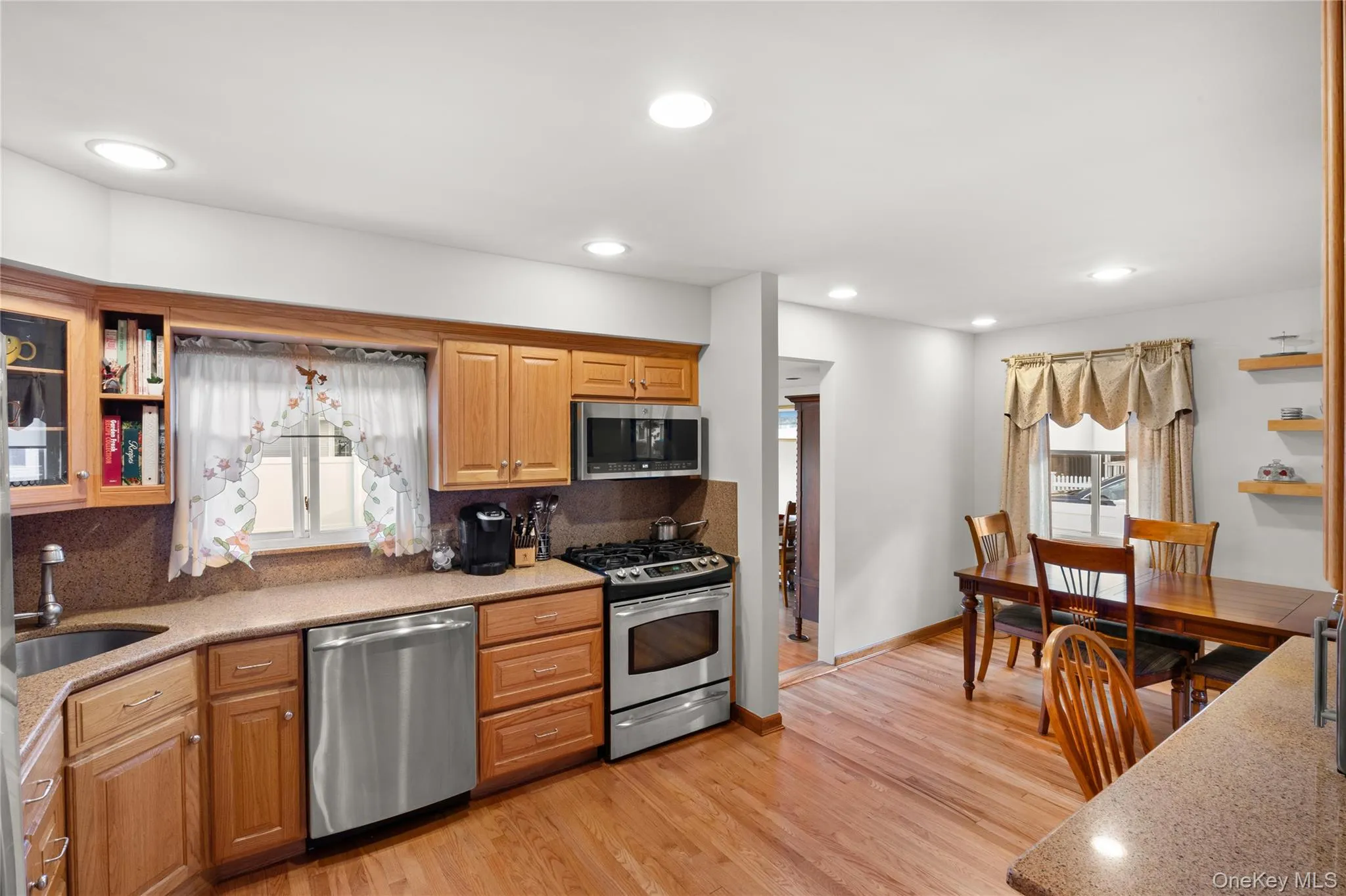 stainless steel appliances and quartz countertop stainless steel appliances and quartz countertop