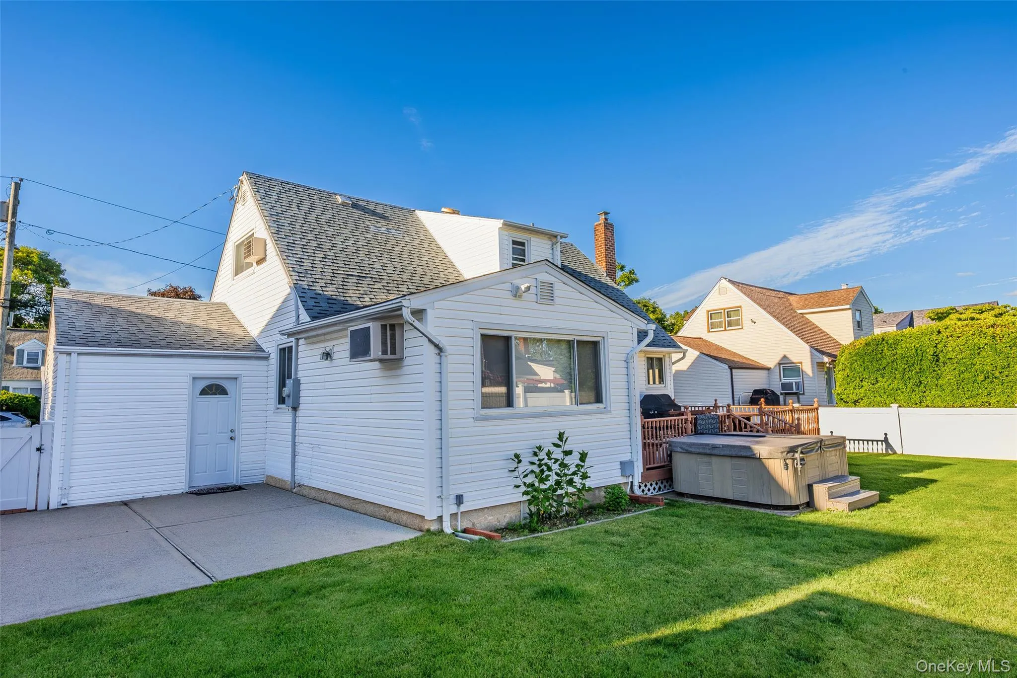 162 Elm Street, Oyster Bay, NY, 4 Bedrooms Bedrooms, 7 Rooms Rooms,3 BathroomsBathrooms,Residential,For Rent,Elm,0,1010208 162 Elm Street, Oyster Bay, NY, 4 Bedrooms Bedrooms, 7 Rooms Rooms,3 BathroomsBathrooms,Residential,For Rent,Elm,0,1010208