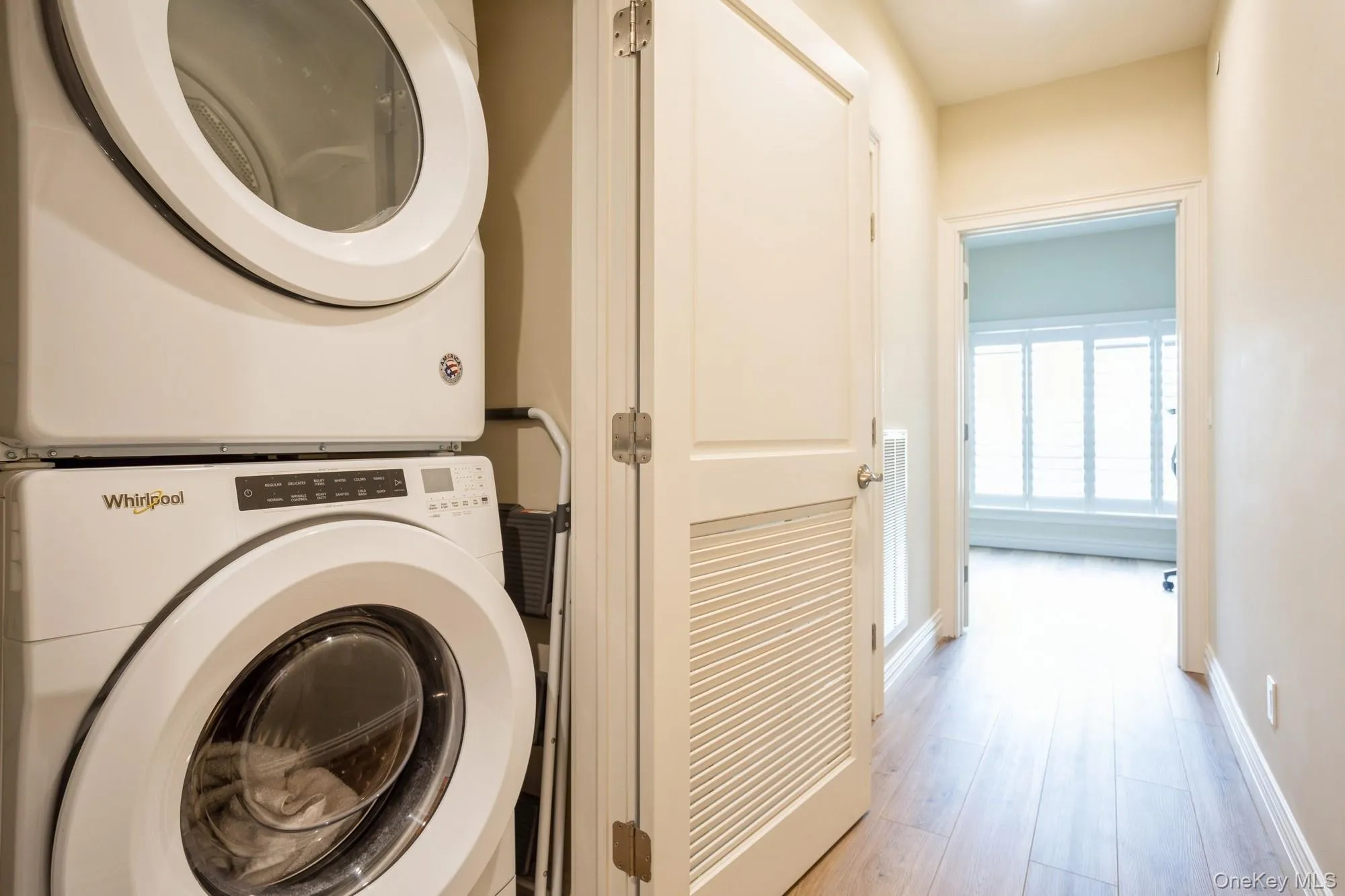 4102 Fox Hill Drive, Riverhead, NY, 2 Bedrooms Bedrooms, 4 Rooms Rooms,2 BathroomsBathrooms,Residential,For Rent,Fox Hill,0,1010214 4102 Fox Hill Drive, Riverhead, NY, 2 Bedrooms Bedrooms, 4 Rooms Rooms,2 BathroomsBathrooms,Residential,For Rent,Fox Hill,0,1010214