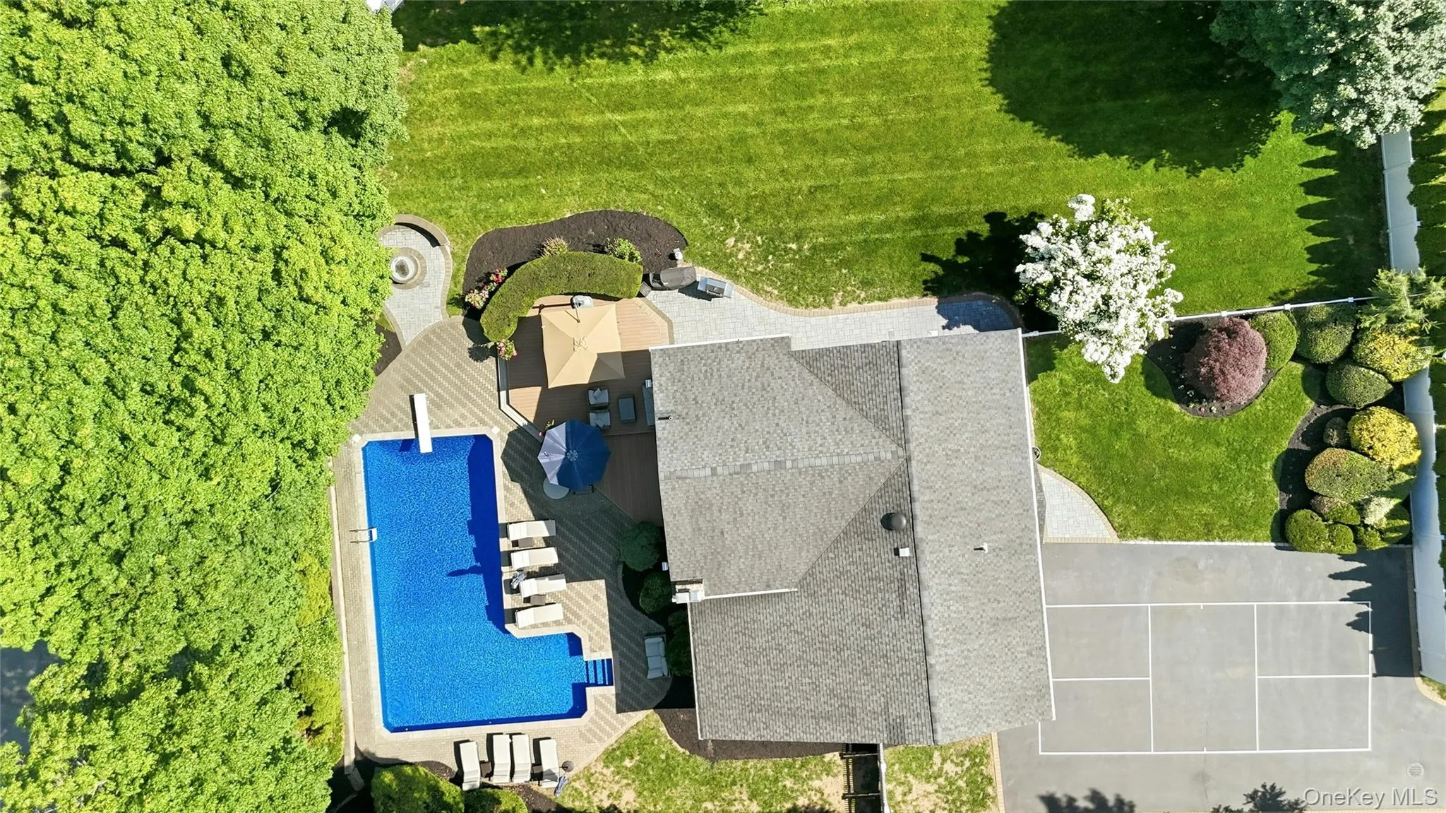 10 Mansfield Lane, Huntington, NY, 5 Bedrooms Bedrooms, 9 Rooms Rooms,2 BathroomsBathrooms,Residential,For Rent,Mansfield,0,1010222 10 Mansfield Lane, Huntington, NY, 5 Bedrooms Bedrooms, 9 Rooms Rooms,2 BathroomsBathrooms,Residential,For Rent,Mansfield,0,1010222