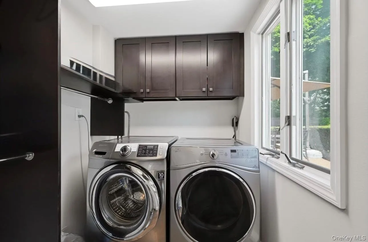 10 Mansfield Lane, Huntington, NY, 5 Bedrooms Bedrooms, 9 Rooms Rooms,2 BathroomsBathrooms,Residential,For Rent,Mansfield,0,1010222 10 Mansfield Lane, Huntington, NY, 5 Bedrooms Bedrooms, 9 Rooms Rooms,2 BathroomsBathrooms,Residential,For Rent,Mansfield,0,1010222