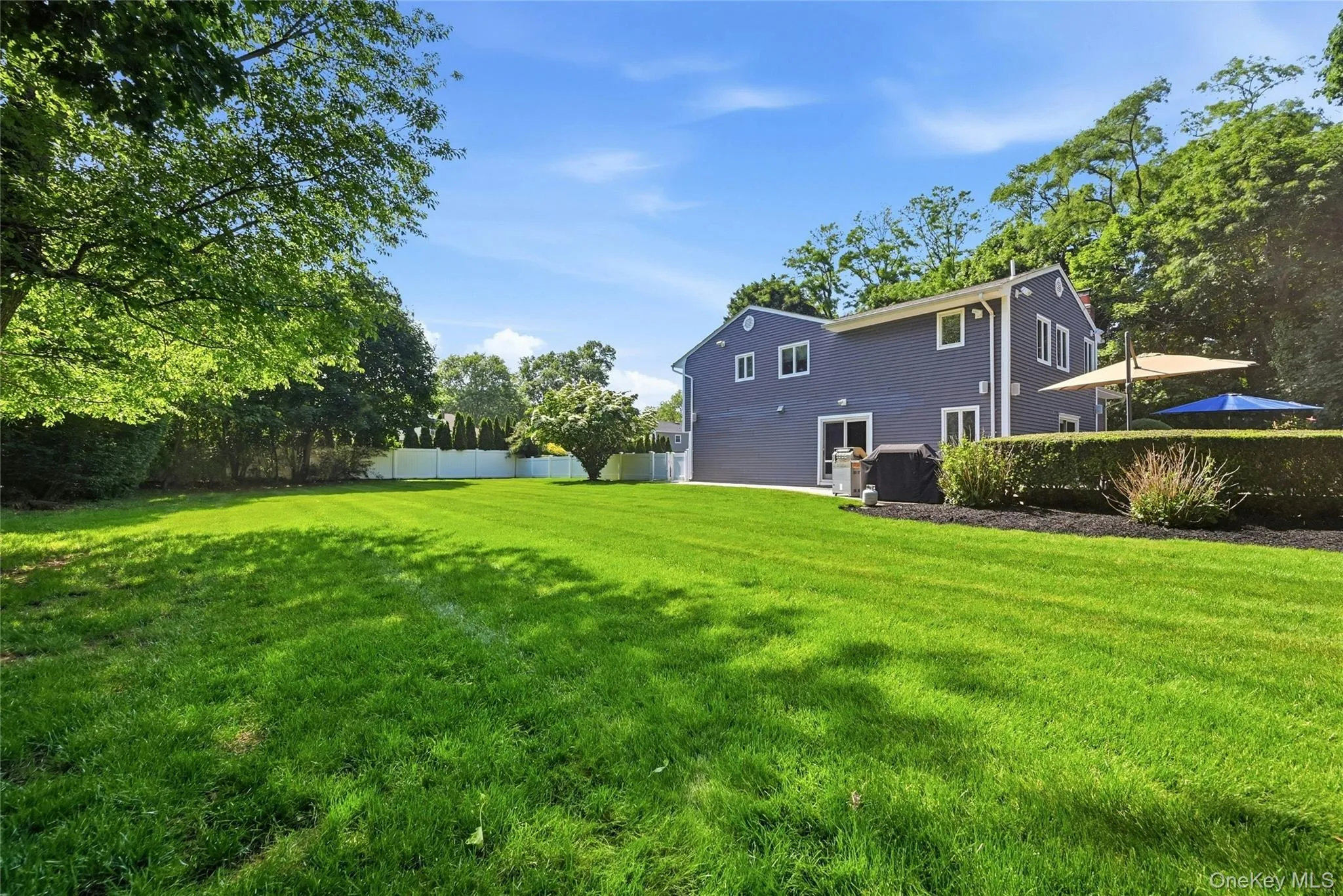 10 Mansfield Lane, Huntington, NY, 5 Bedrooms Bedrooms, 9 Rooms Rooms,2 BathroomsBathrooms,Residential,For Rent,Mansfield,0,1010222 10 Mansfield Lane, Huntington, NY, 5 Bedrooms Bedrooms, 9 Rooms Rooms,2 BathroomsBathrooms,Residential,For Rent,Mansfield,0,1010222
