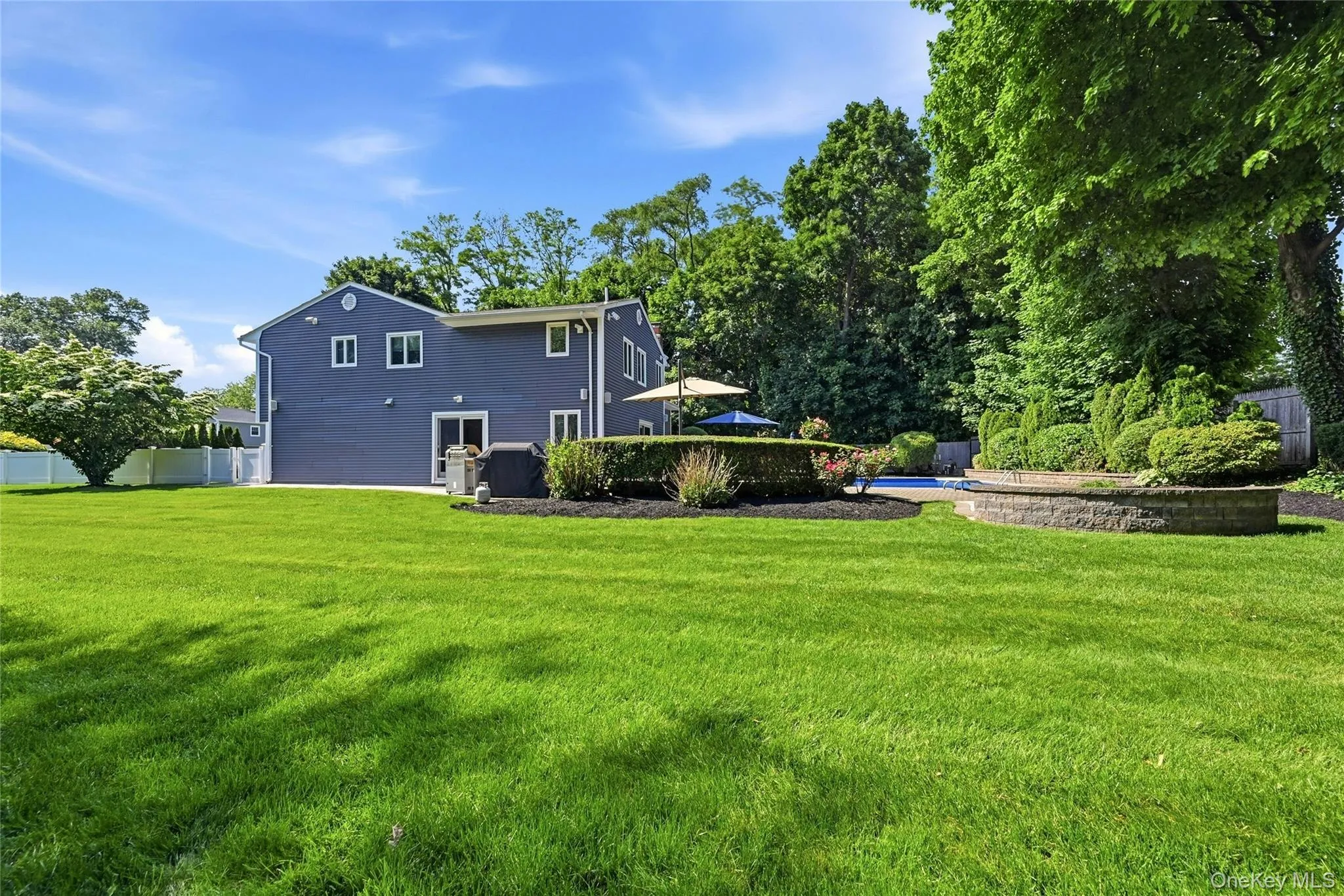 10 Mansfield Lane, Huntington, NY, 5 Bedrooms Bedrooms, 9 Rooms Rooms,2 BathroomsBathrooms,Residential,For Rent,Mansfield,0,1010222 10 Mansfield Lane, Huntington, NY, 5 Bedrooms Bedrooms, 9 Rooms Rooms,2 BathroomsBathrooms,Residential,For Rent,Mansfield,0,1010222
