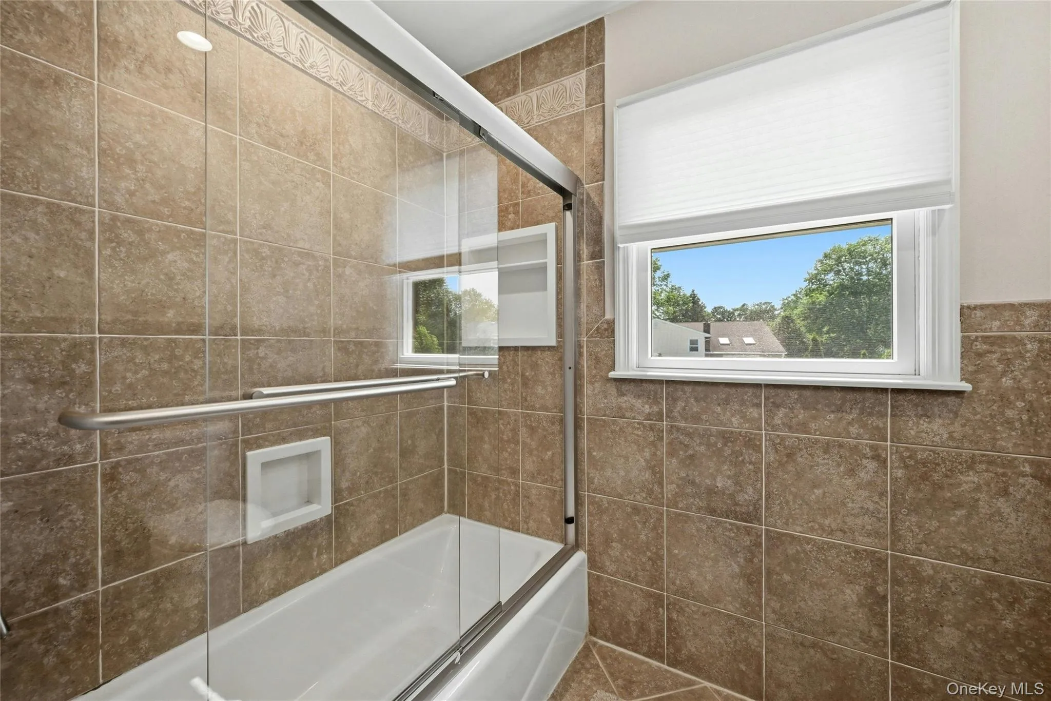 10 Mansfield Lane, Huntington, NY, 5 Bedrooms Bedrooms, 9 Rooms Rooms,2 BathroomsBathrooms,Residential,For Rent,Mansfield,0,1010222 10 Mansfield Lane, Huntington, NY, 5 Bedrooms Bedrooms, 9 Rooms Rooms,2 BathroomsBathrooms,Residential,For Rent,Mansfield,0,1010222