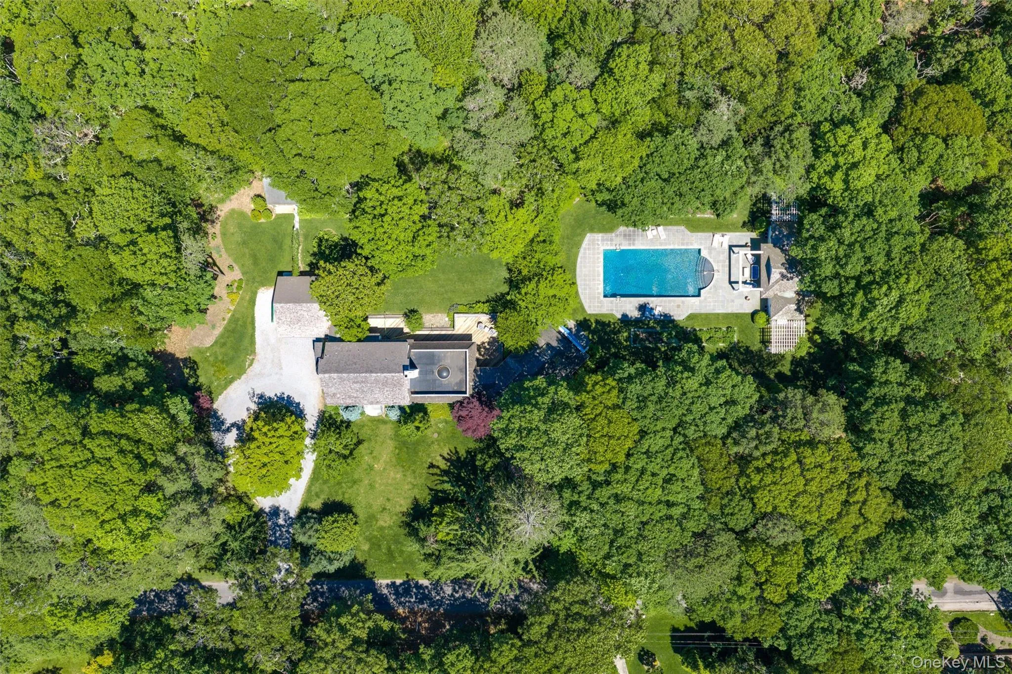 18 Jagger Lane, Southampton, NY, 4 Bedrooms Bedrooms, 11 Rooms Rooms,4 BathroomsBathrooms,Residential,For Rent,Jagger,0,1010225 18 Jagger Lane, Southampton, NY, 4 Bedrooms Bedrooms, 11 Rooms Rooms,4 BathroomsBathrooms,Residential,For Rent,Jagger,0,1010225