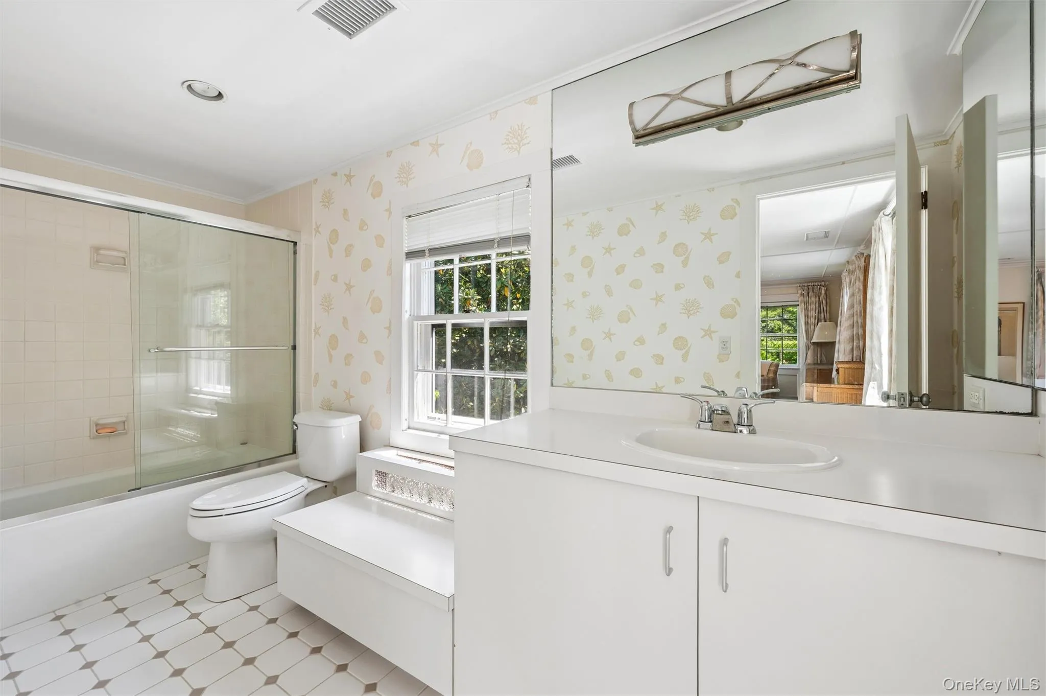 18 Jagger Lane, Southampton, NY, 4 Bedrooms Bedrooms, 11 Rooms Rooms,4 BathroomsBathrooms,Residential,For Rent,Jagger,0,1010225 18 Jagger Lane, Southampton, NY, 4 Bedrooms Bedrooms, 11 Rooms Rooms,4 BathroomsBathrooms,Residential,For Rent,Jagger,0,1010225