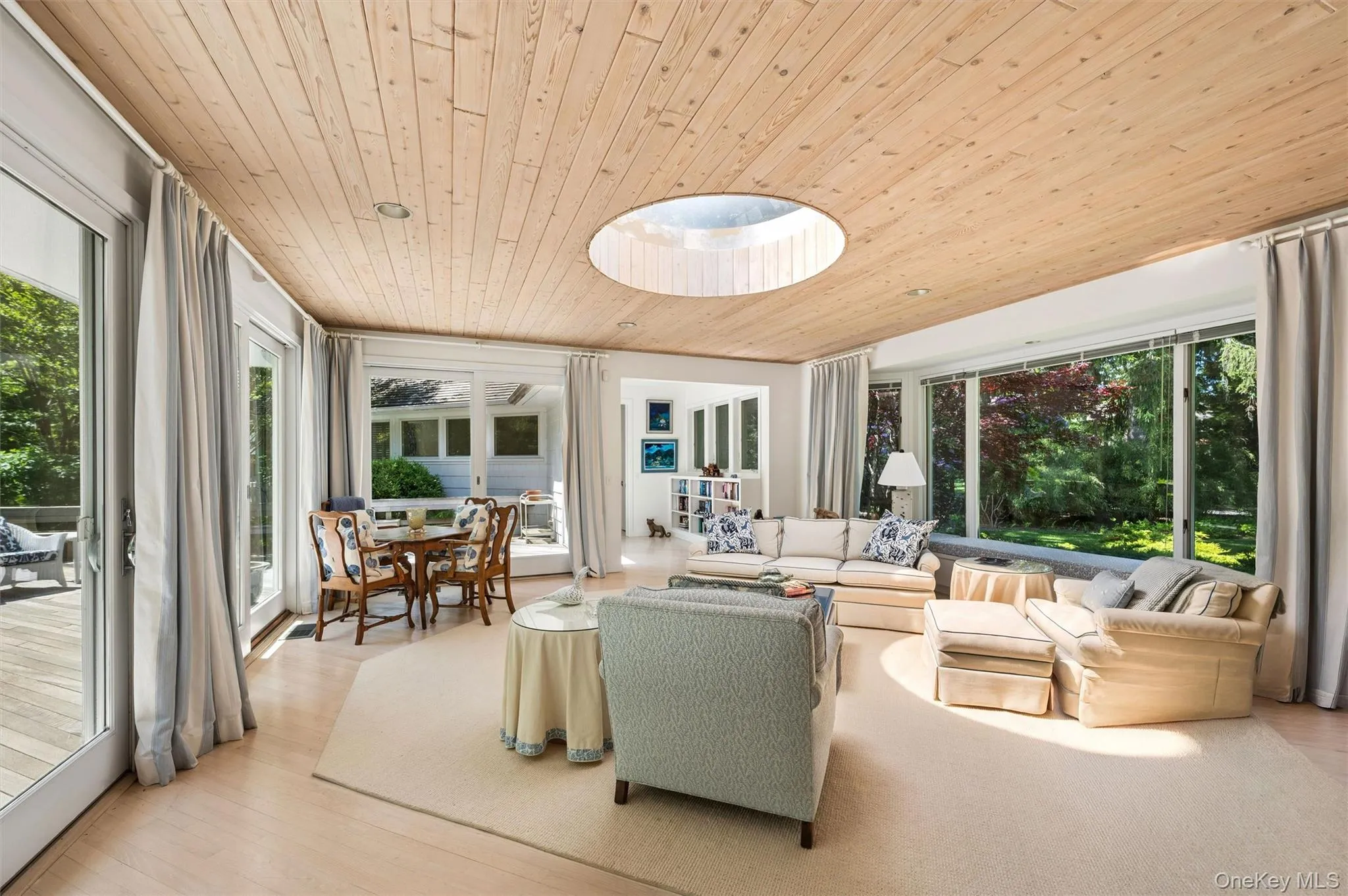 18 Jagger Lane, Southampton, NY, 4 Bedrooms Bedrooms, 11 Rooms Rooms,4 BathroomsBathrooms,Residential,For Rent,Jagger,0,1010225 18 Jagger Lane, Southampton, NY, 4 Bedrooms Bedrooms, 11 Rooms Rooms,4 BathroomsBathrooms,Residential,For Rent,Jagger,0,1010225