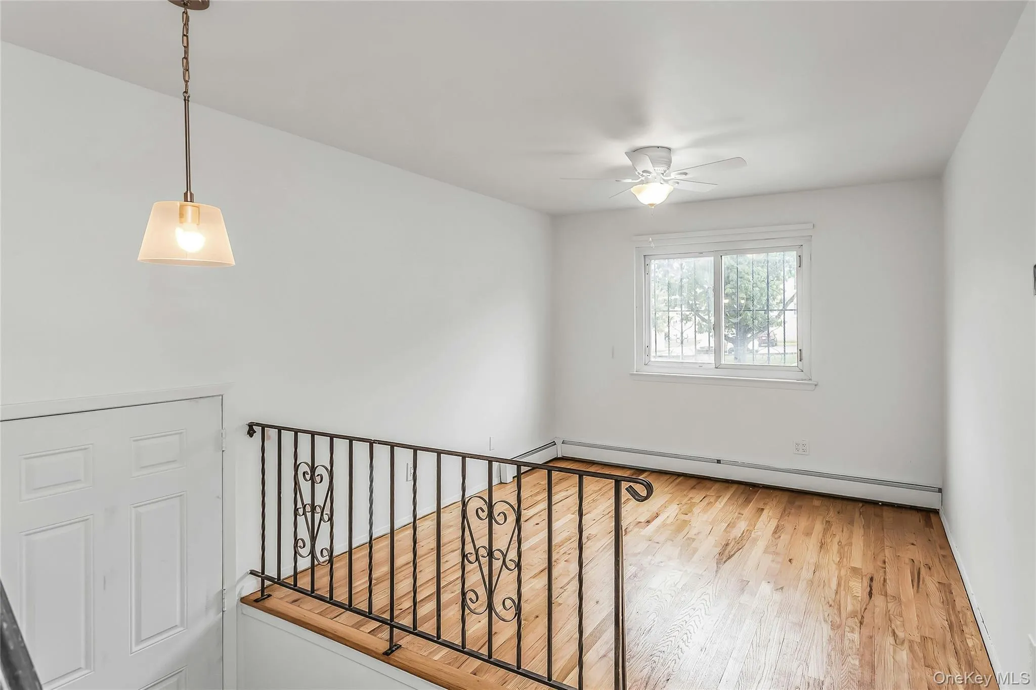 69-23 Little Neck Parkway, New York, NY, 3 Bedrooms Bedrooms, 7 Rooms Rooms,2 BathroomsBathrooms,Residential Lease,For Rent,Little Neck,0,1010231 69-23 Little Neck Parkway, New York, NY, 3 Bedrooms Bedrooms, 7 Rooms Rooms,2 BathroomsBathrooms,Residential Lease,For Rent,Little Neck,0,1010231