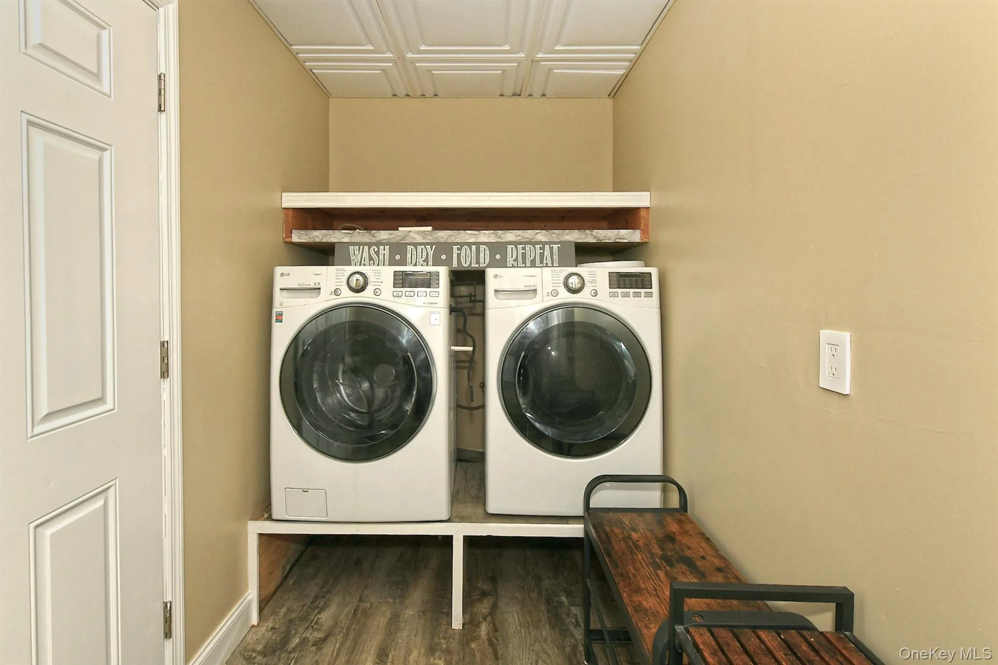 With Washer And Dryer With Washer And Dryer