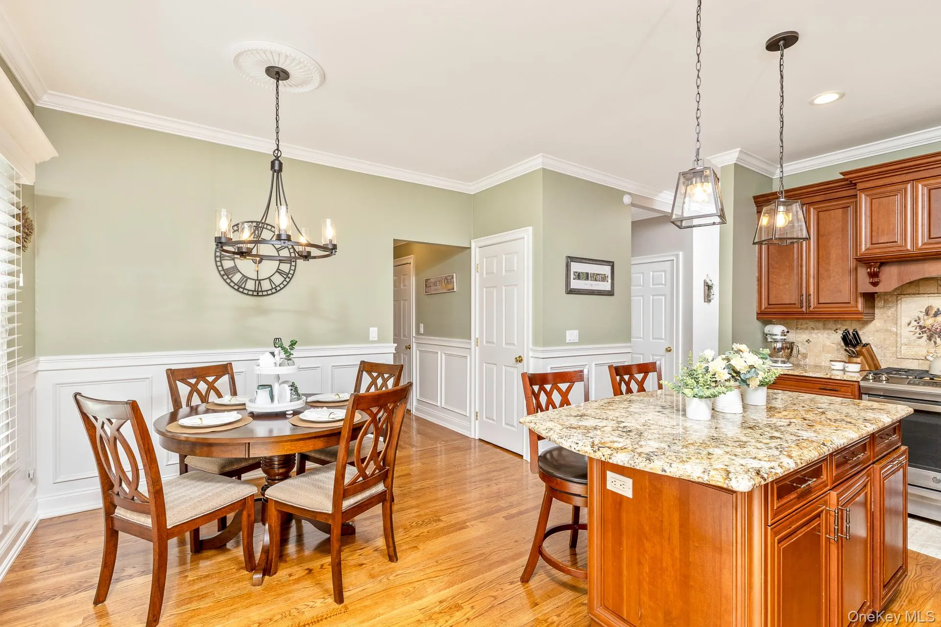 11 Coventry Lane, Smithtown, NY, 4 Bedrooms Bedrooms, 8 Rooms Rooms,2 BathroomsBathrooms,Residential,For Rent,Coventry,0,1010236 11 Coventry Lane, Smithtown, NY, 4 Bedrooms Bedrooms, 8 Rooms Rooms,2 BathroomsBathrooms,Residential,For Rent,Coventry,0,1010236