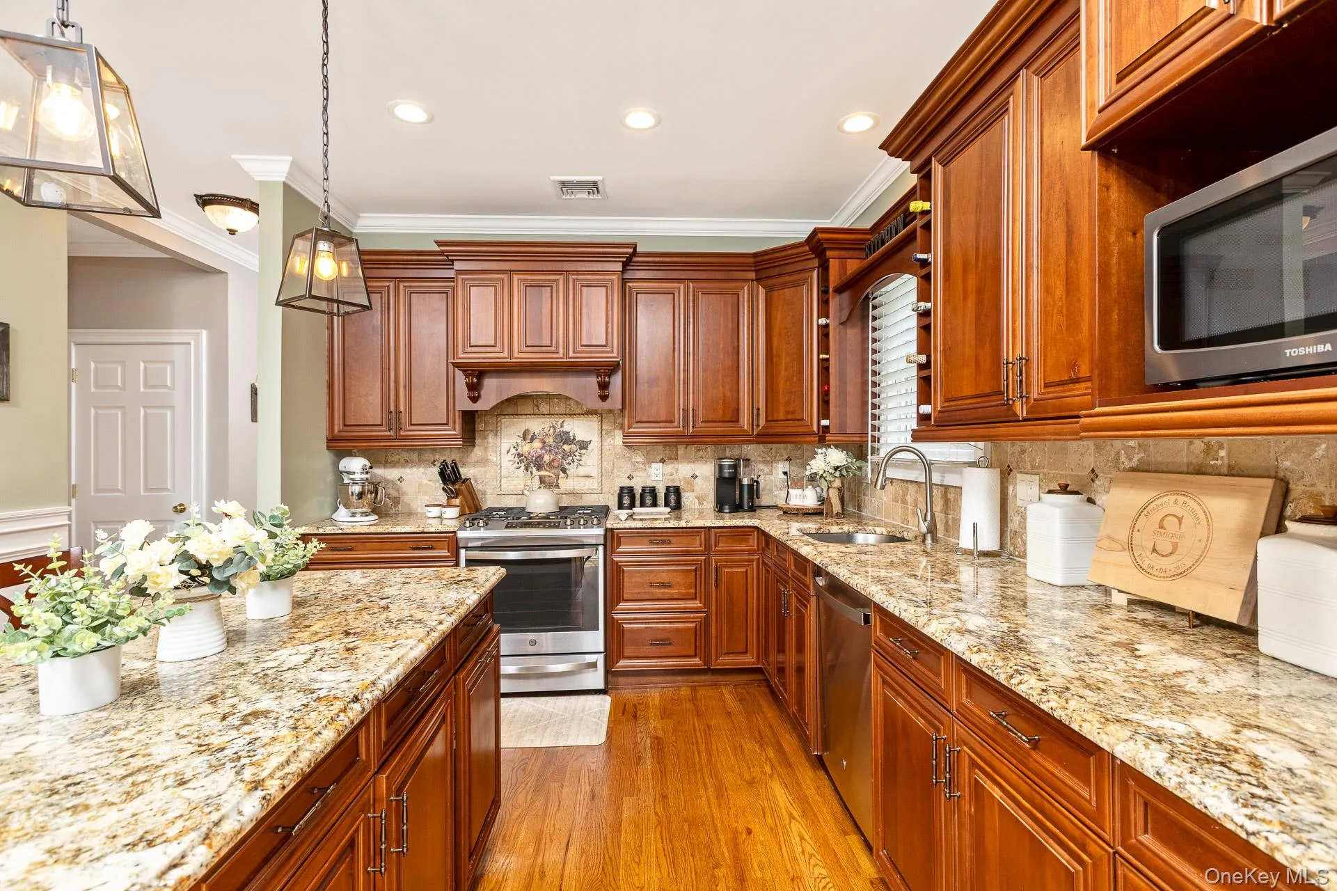11 Coventry Lane, Smithtown, NY, 4 Bedrooms Bedrooms, 8 Rooms Rooms,2 BathroomsBathrooms,Residential,For Rent,Coventry,0,1010236 11 Coventry Lane, Smithtown, NY, 4 Bedrooms Bedrooms, 8 Rooms Rooms,2 BathroomsBathrooms,Residential,For Rent,Coventry,0,1010236