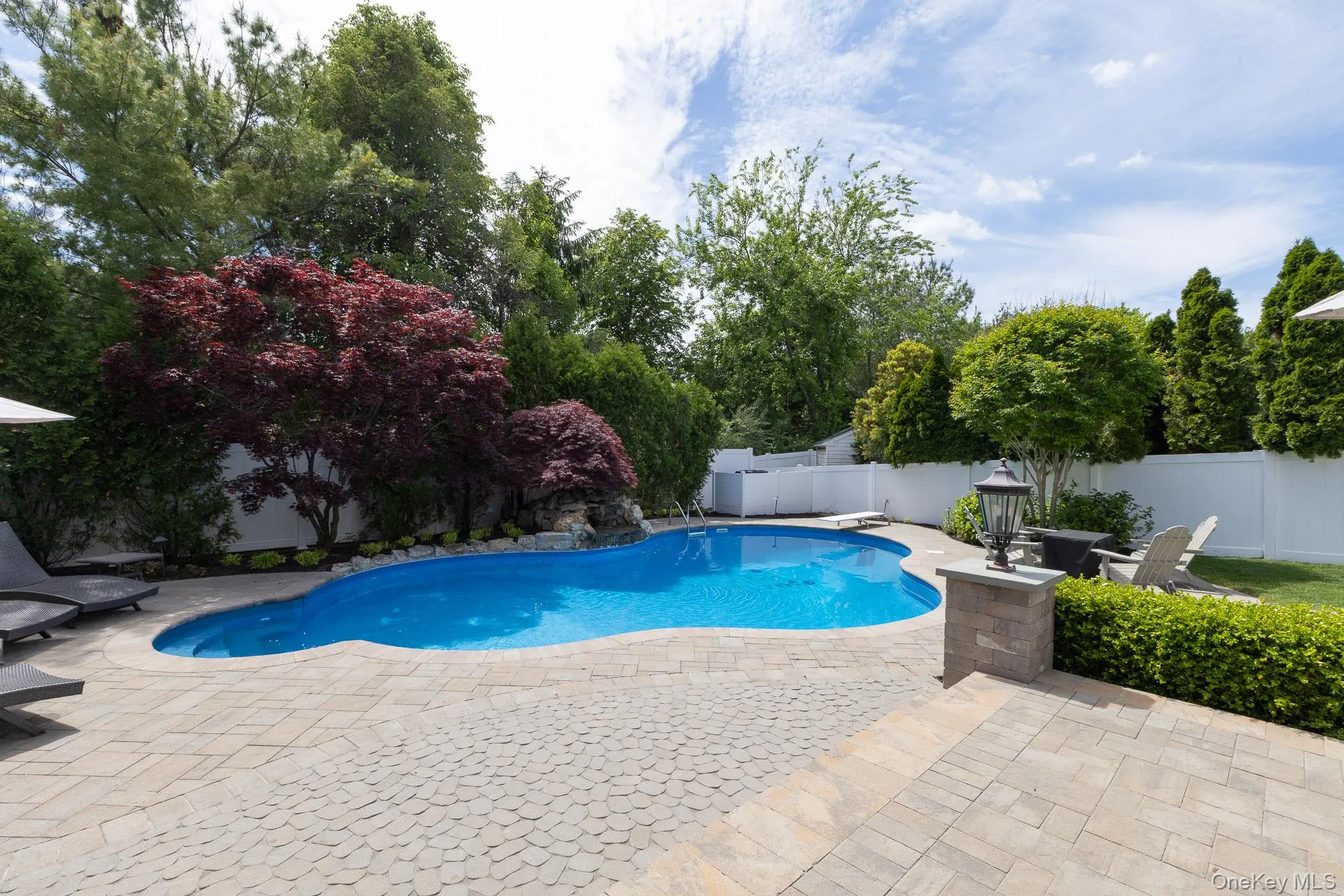 11 Coventry Lane, Smithtown, NY, 4 Bedrooms Bedrooms, 8 Rooms Rooms,2 BathroomsBathrooms,Residential,For Rent,Coventry,0,1010236 11 Coventry Lane, Smithtown, NY, 4 Bedrooms Bedrooms, 8 Rooms Rooms,2 BathroomsBathrooms,Residential,For Rent,Coventry,0,1010236