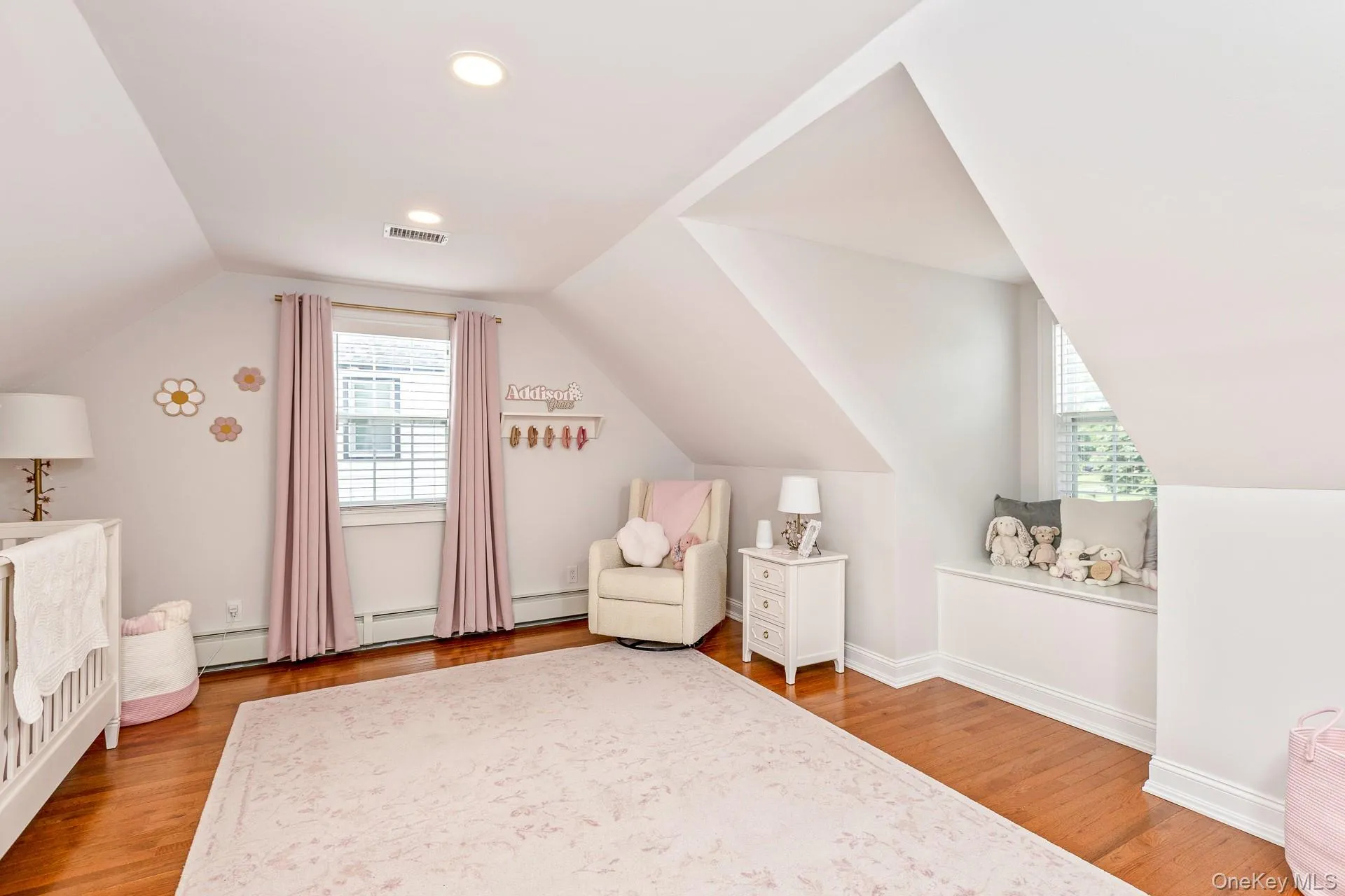 11 Coventry Lane, Smithtown, NY, 4 Bedrooms Bedrooms, 8 Rooms Rooms,2 BathroomsBathrooms,Residential,For Rent,Coventry,0,1010236 11 Coventry Lane, Smithtown, NY, 4 Bedrooms Bedrooms, 8 Rooms Rooms,2 BathroomsBathrooms,Residential,For Rent,Coventry,0,1010236