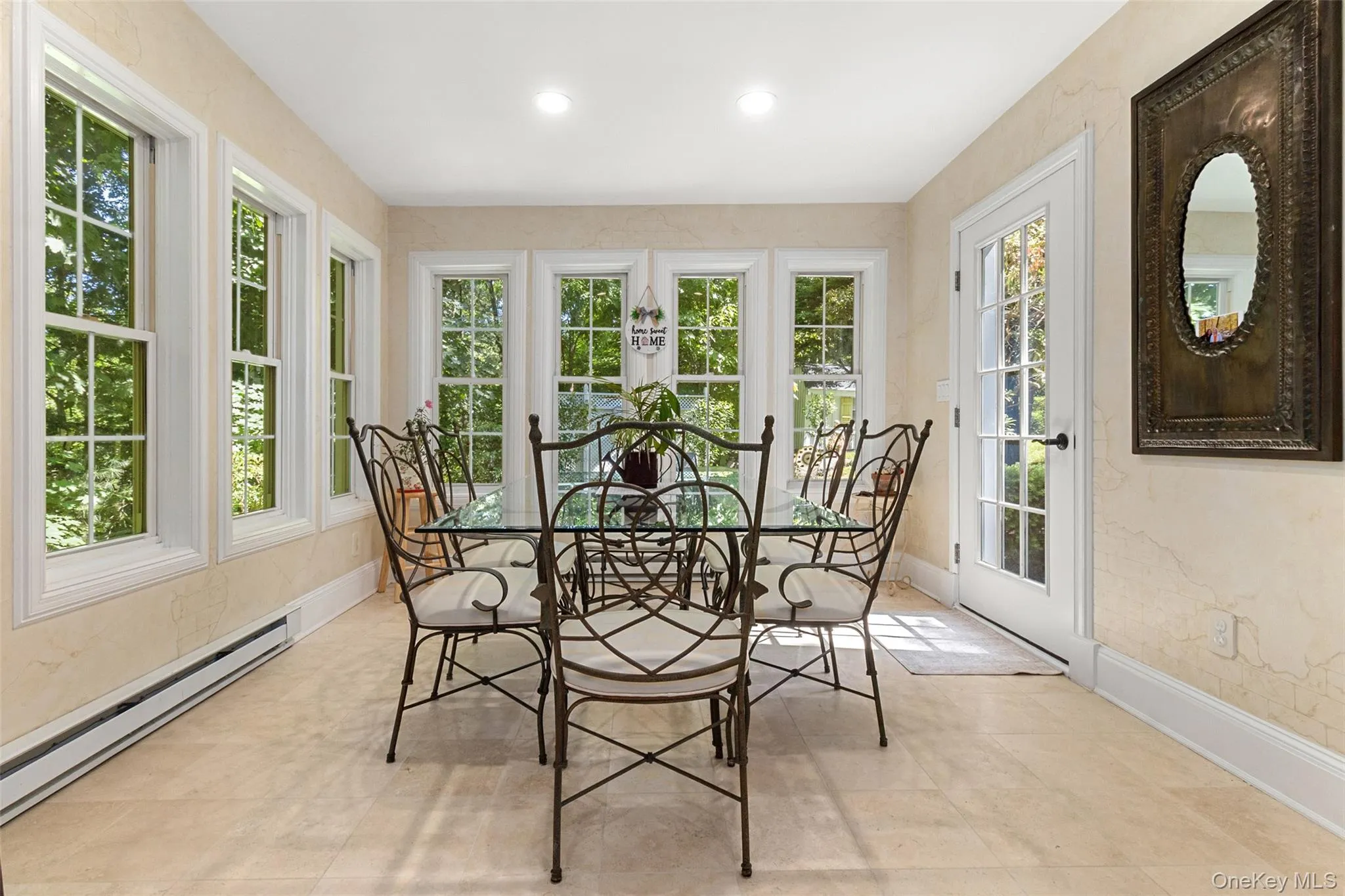Gorgeous glass enclosed dining area Gorgeous glass enclosed dining area