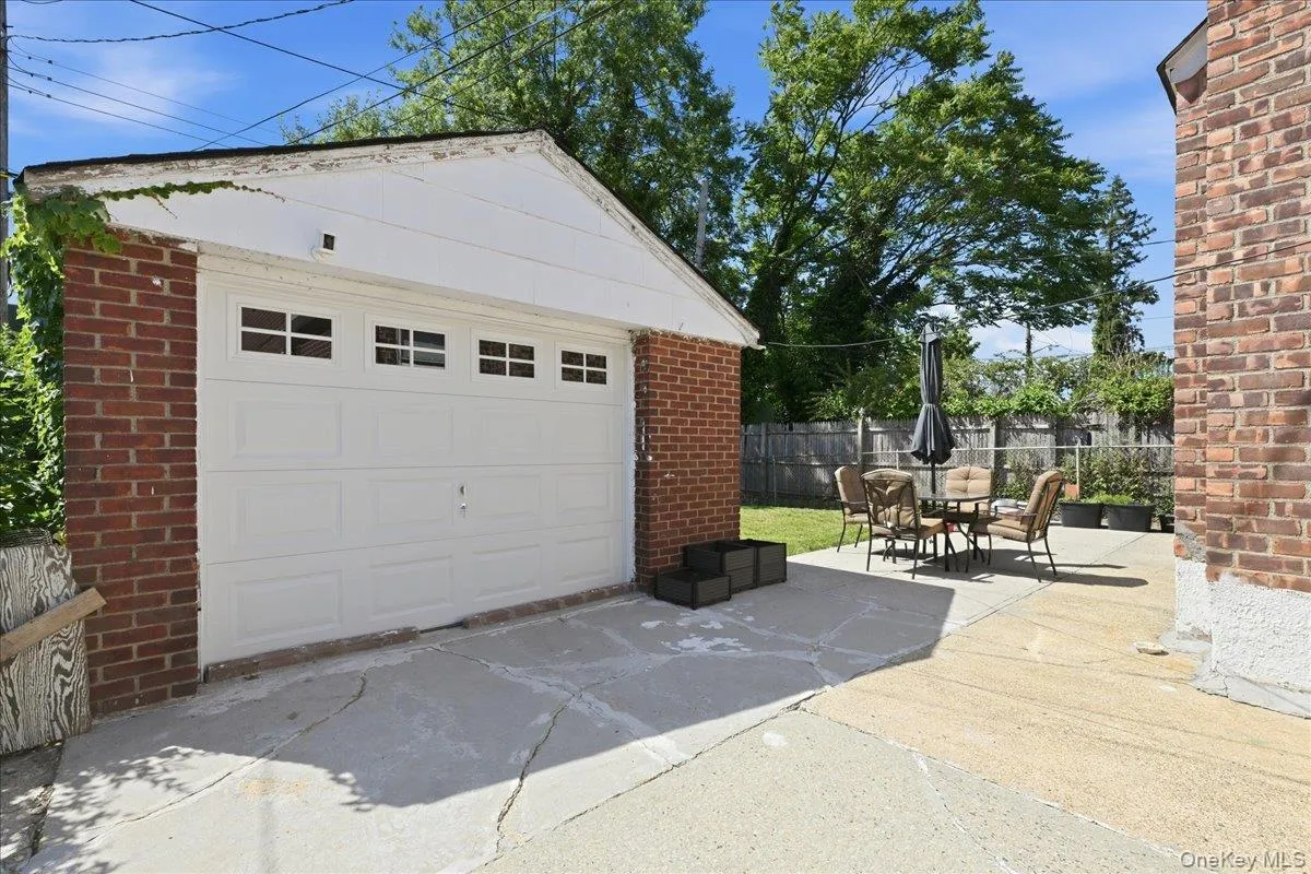 79 Wellington Road, Hempstead, NY, 3 Bedrooms Bedrooms, 8 Rooms Rooms,3 BathroomsBathrooms,Residential,For Rent,Wellington,0,1010238 79 Wellington Road, Hempstead, NY, 3 Bedrooms Bedrooms, 8 Rooms Rooms,3 BathroomsBathrooms,Residential,For Rent,Wellington,0,1010238