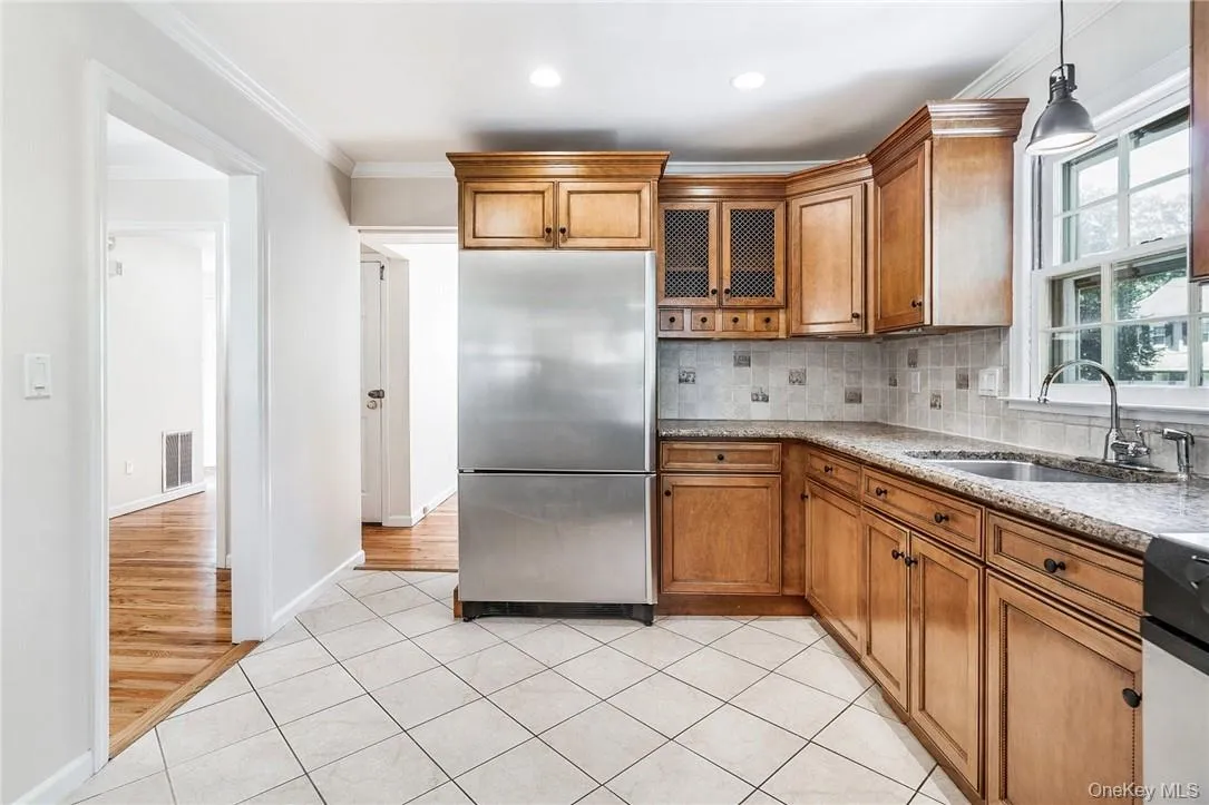 47 Wendt Avenue, Mamaroneck, NY, 4 Bedrooms Bedrooms, 8 Rooms Rooms,2 BathroomsBathrooms,Residential Lease,For Rent,Wendt,0,1010239 47 Wendt Avenue, Mamaroneck, NY, 4 Bedrooms Bedrooms, 8 Rooms Rooms,2 BathroomsBathrooms,Residential Lease,For Rent,Wendt,0,1010239