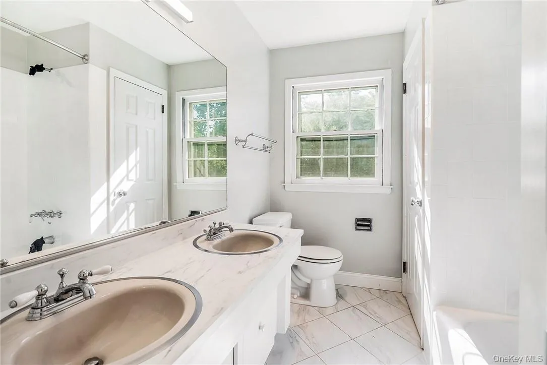 47 Wendt Avenue, Mamaroneck, NY, 4 Bedrooms Bedrooms, 8 Rooms Rooms,2 BathroomsBathrooms,Residential Lease,For Rent,Wendt,0,1010239 47 Wendt Avenue, Mamaroneck, NY, 4 Bedrooms Bedrooms, 8 Rooms Rooms,2 BathroomsBathrooms,Residential Lease,For Rent,Wendt,0,1010239