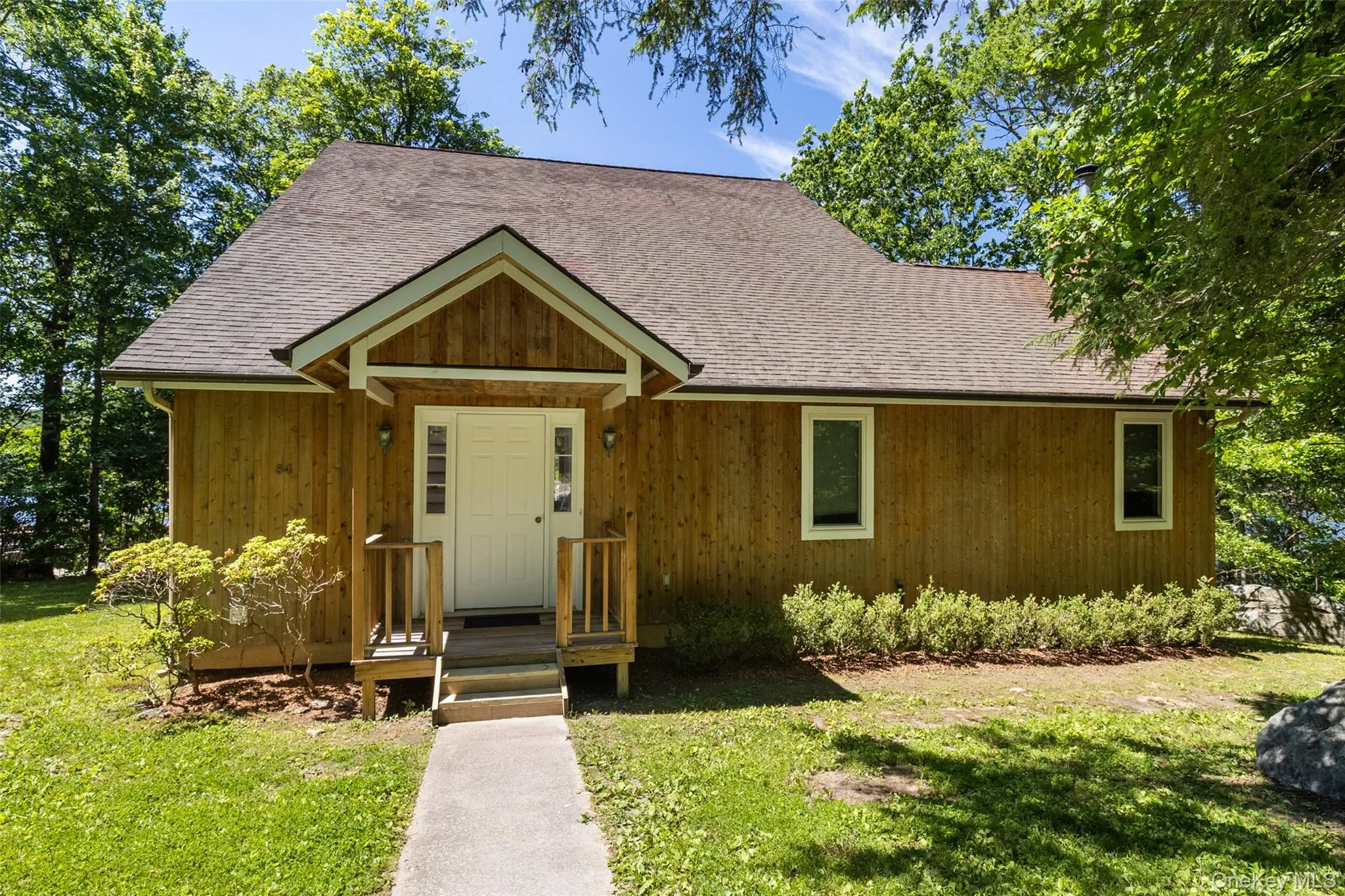 Cedar sided Contemporary Cedar sided Contemporary