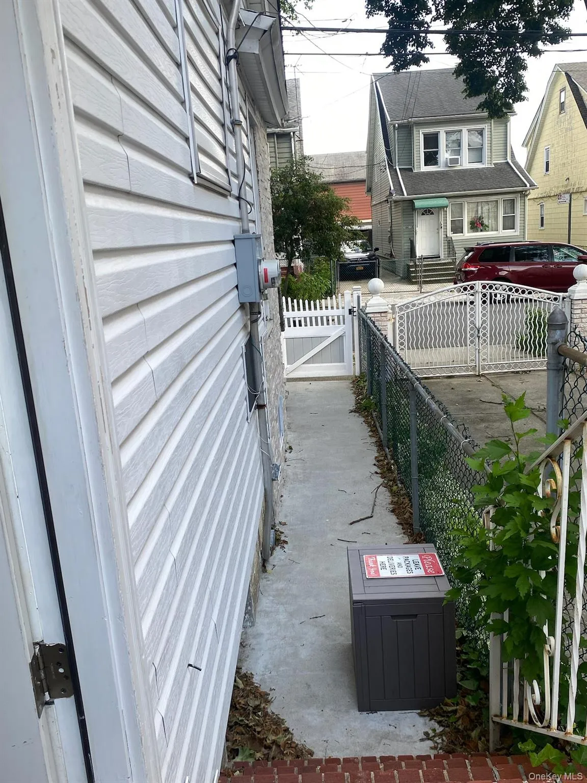 18419 89th Avenue, New York, NY, 2 Bedrooms Bedrooms, 4 Rooms Rooms,1 BathroomBathrooms,Residential Lease,For Rent,89th,0,1010241 18419 89th Avenue, New York, NY, 2 Bedrooms Bedrooms, 4 Rooms Rooms,1 BathroomBathrooms,Residential Lease,For Rent,89th,0,1010241