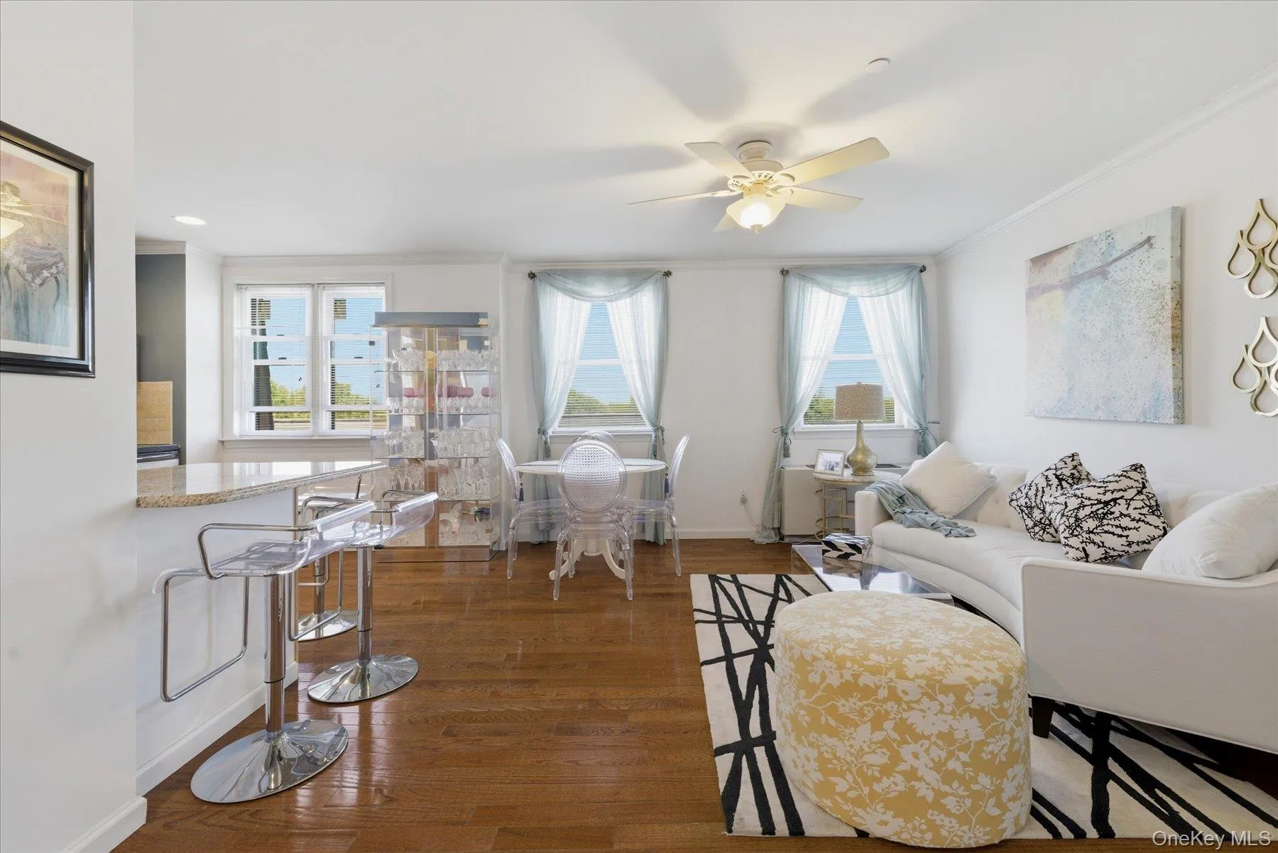55 Clinton Avenue, Hempstead, NY, 2 Bedrooms Bedrooms, 4 Rooms Rooms,1 BathroomBathrooms,Residential,For Rent,Clinton,0,1010242 55 Clinton Avenue, Hempstead, NY, 2 Bedrooms Bedrooms, 4 Rooms Rooms,1 BathroomBathrooms,Residential,For Rent,Clinton,0,1010242