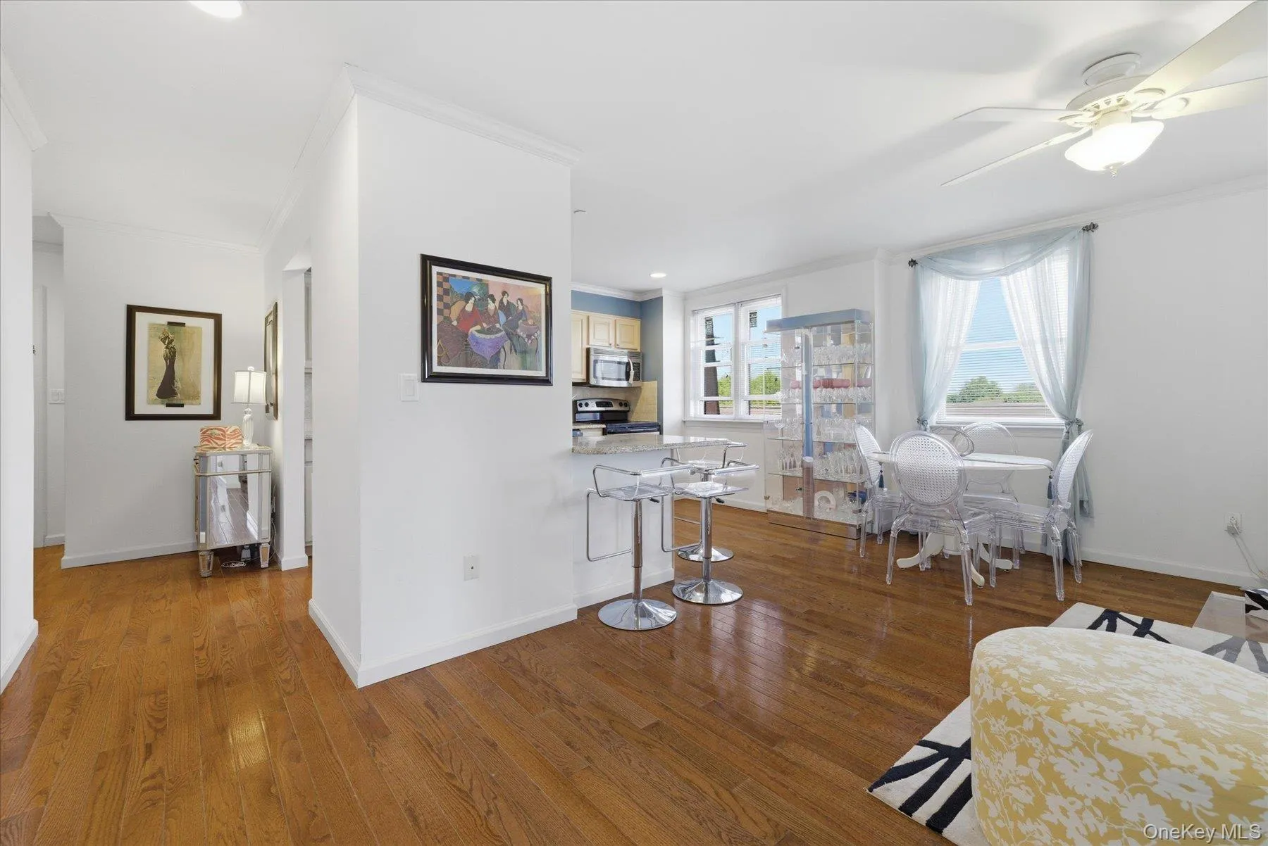 55 Clinton Avenue, Hempstead, NY, 2 Bedrooms Bedrooms, 4 Rooms Rooms,1 BathroomBathrooms,Residential,For Rent,Clinton,0,1010242 55 Clinton Avenue, Hempstead, NY, 2 Bedrooms Bedrooms, 4 Rooms Rooms,1 BathroomBathrooms,Residential,For Rent,Clinton,0,1010242