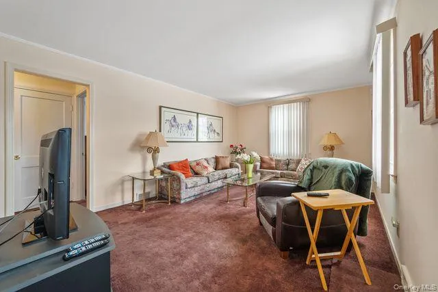 64 Kathwood Road, Yonkers, NY, 3 Bedrooms Bedrooms, 6 Rooms Rooms,1 BathroomBathrooms,Residential,For Rent,Kathwood,0,1010247 64 Kathwood Road, Yonkers, NY, 3 Bedrooms Bedrooms, 6 Rooms Rooms,1 BathroomBathrooms,Residential,For Rent,Kathwood,0,1010247