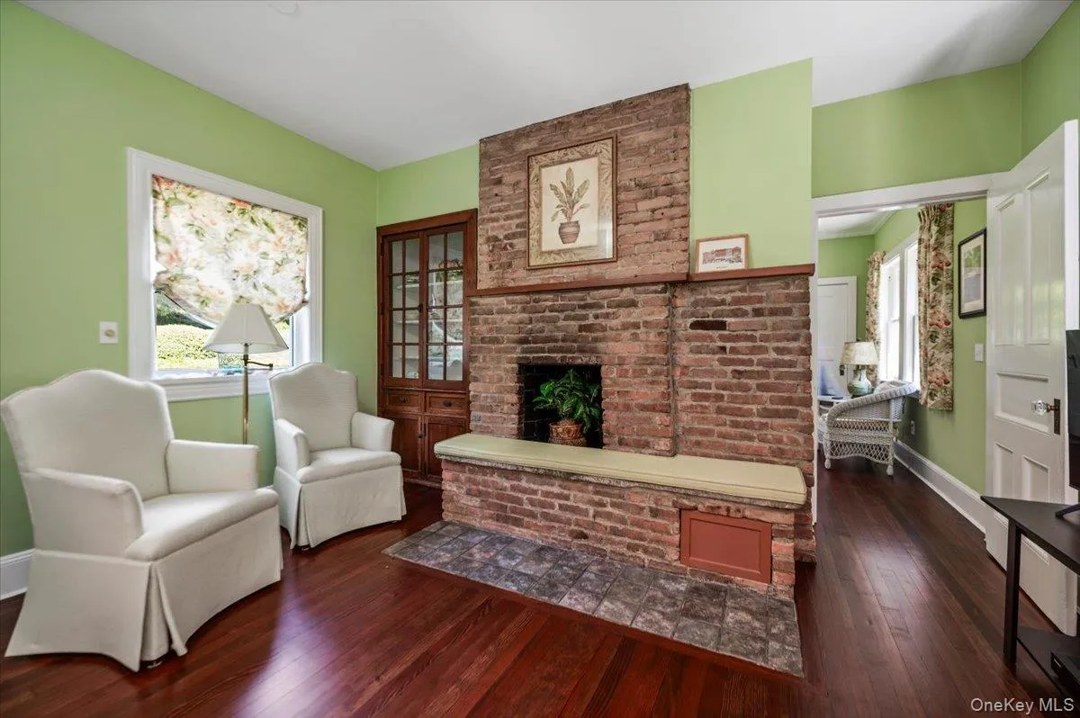 Hearth in kitchen w/built-in hutch Hearth in kitchen w/built-in hutch