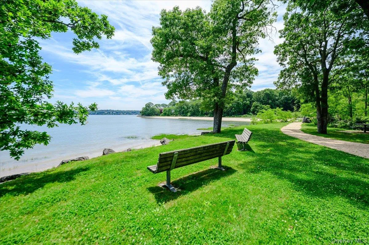 Eatons Harbor Corporation: Parking; Kayak/Paddle Board Racks/Picnic/BBQ Area/Field/Waterfront/Mooring Eatons Harbor Corporation: Parking; Kayak/Paddle Board Racks/Picnic/BBQ Area/Field/Waterfront/Mooring